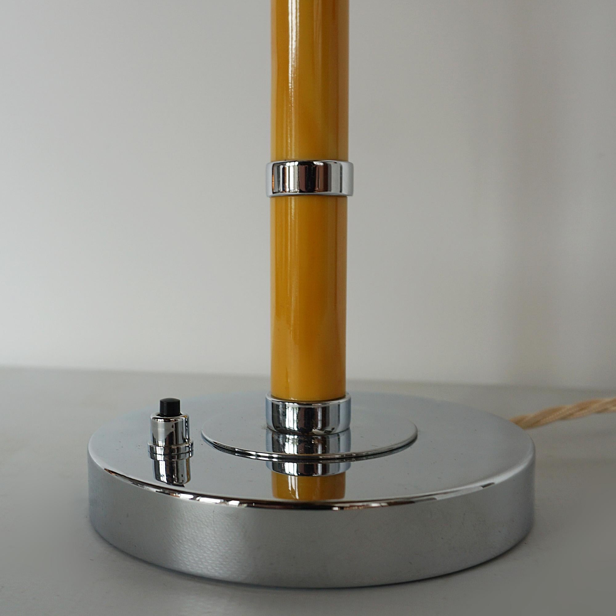 Glass An Art Deco Style Chrome & Bakelite Dome Table Lamp