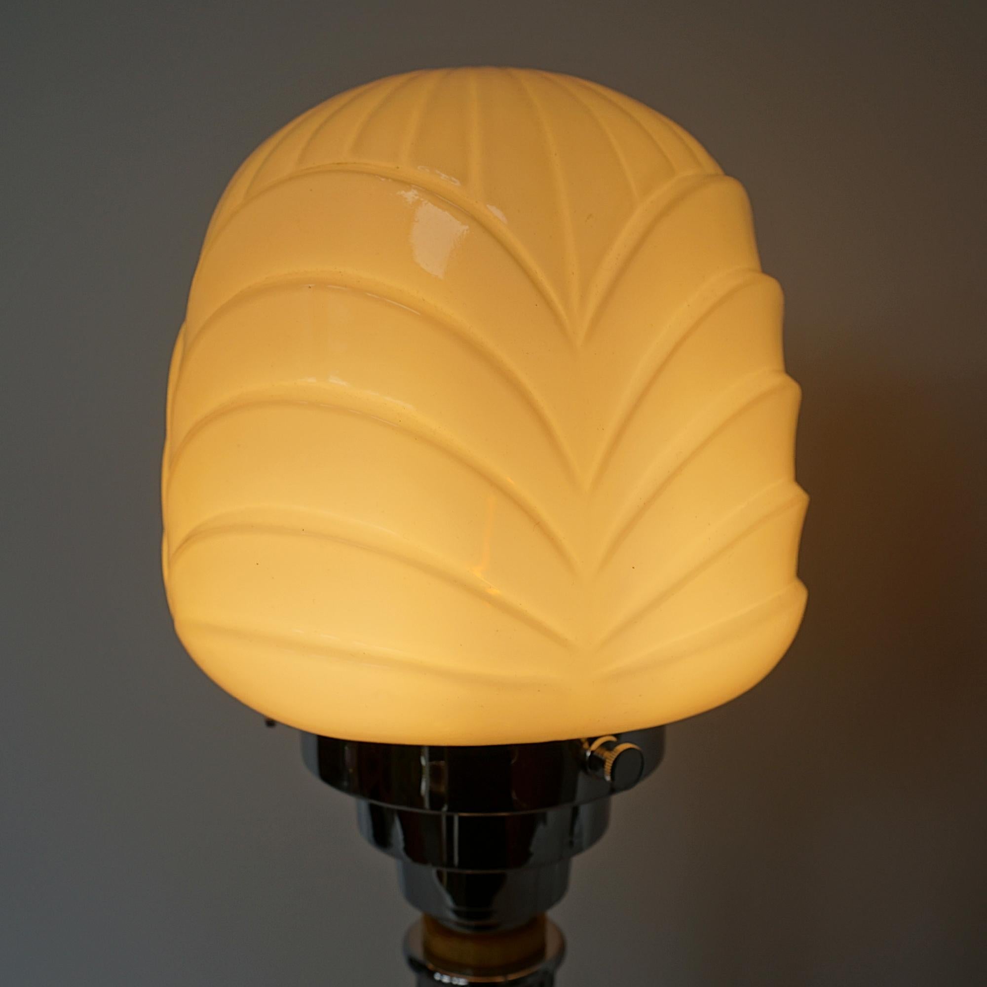An Art Deco Style Chrome & Bakelite Dome Table Lamp 1