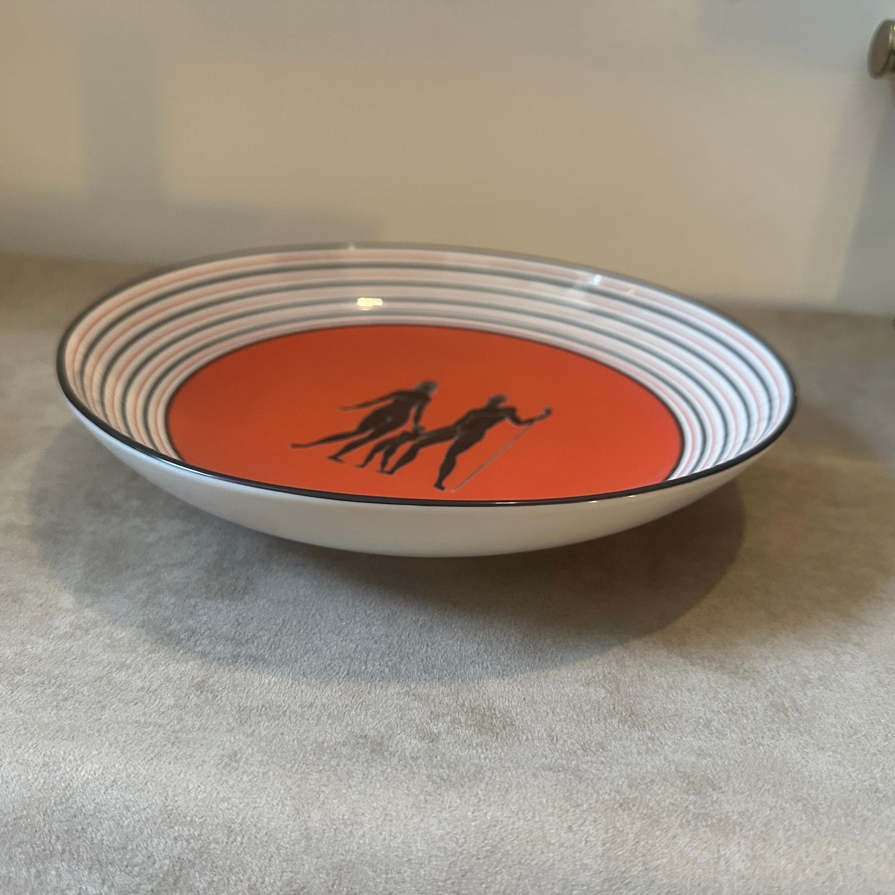 Hand-Painted An Art Deco Style Porcelain Round Bowl Designed by Gio Ponti for Richard Ginori For Sale