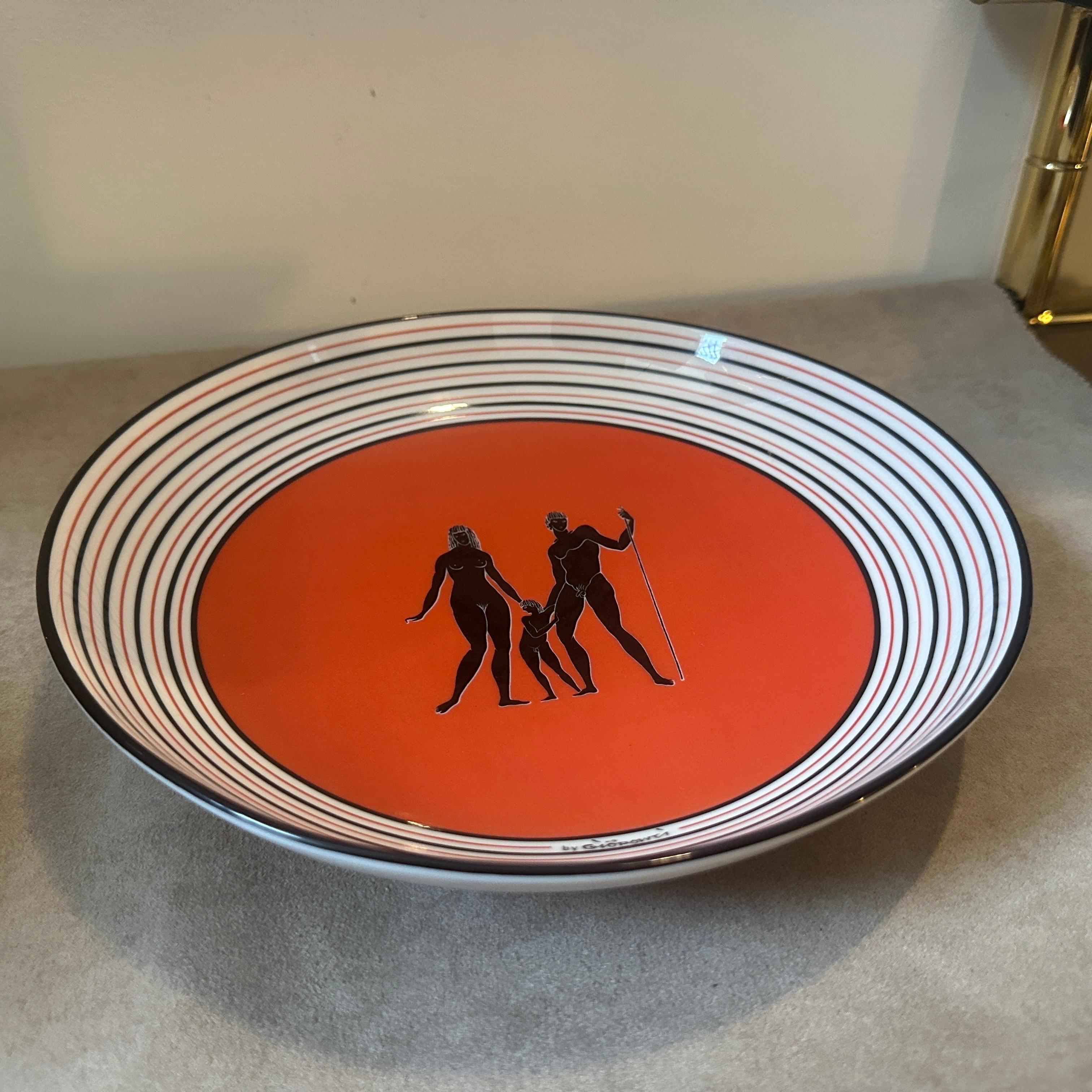 An Art Deco Style Porcelain Round Bowl Designed by Gio Ponti for Richard Ginori For Sale 3