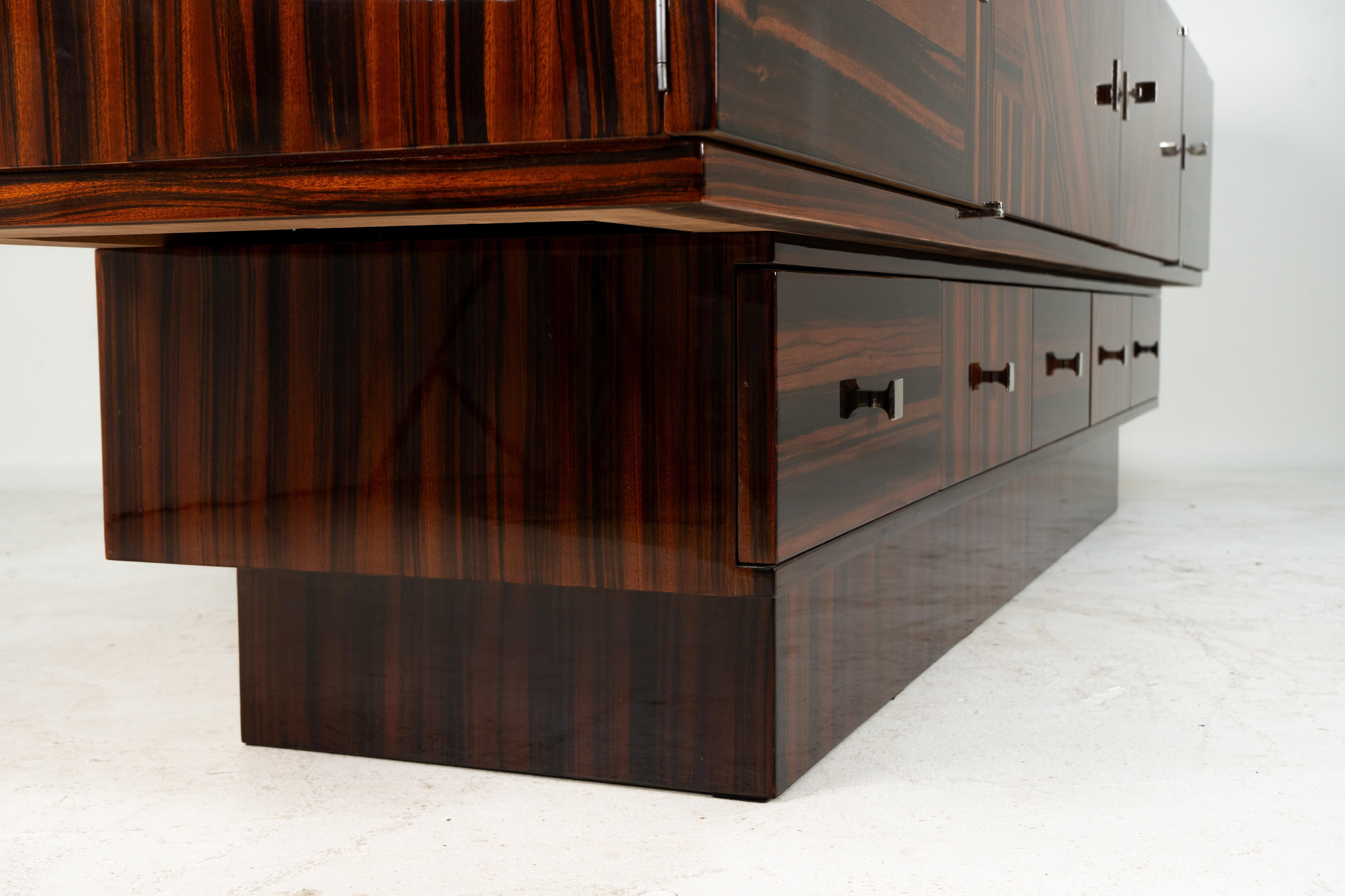 An Art Deco Style Sideboard In Makassar Wood With Four Doors in vendita 6