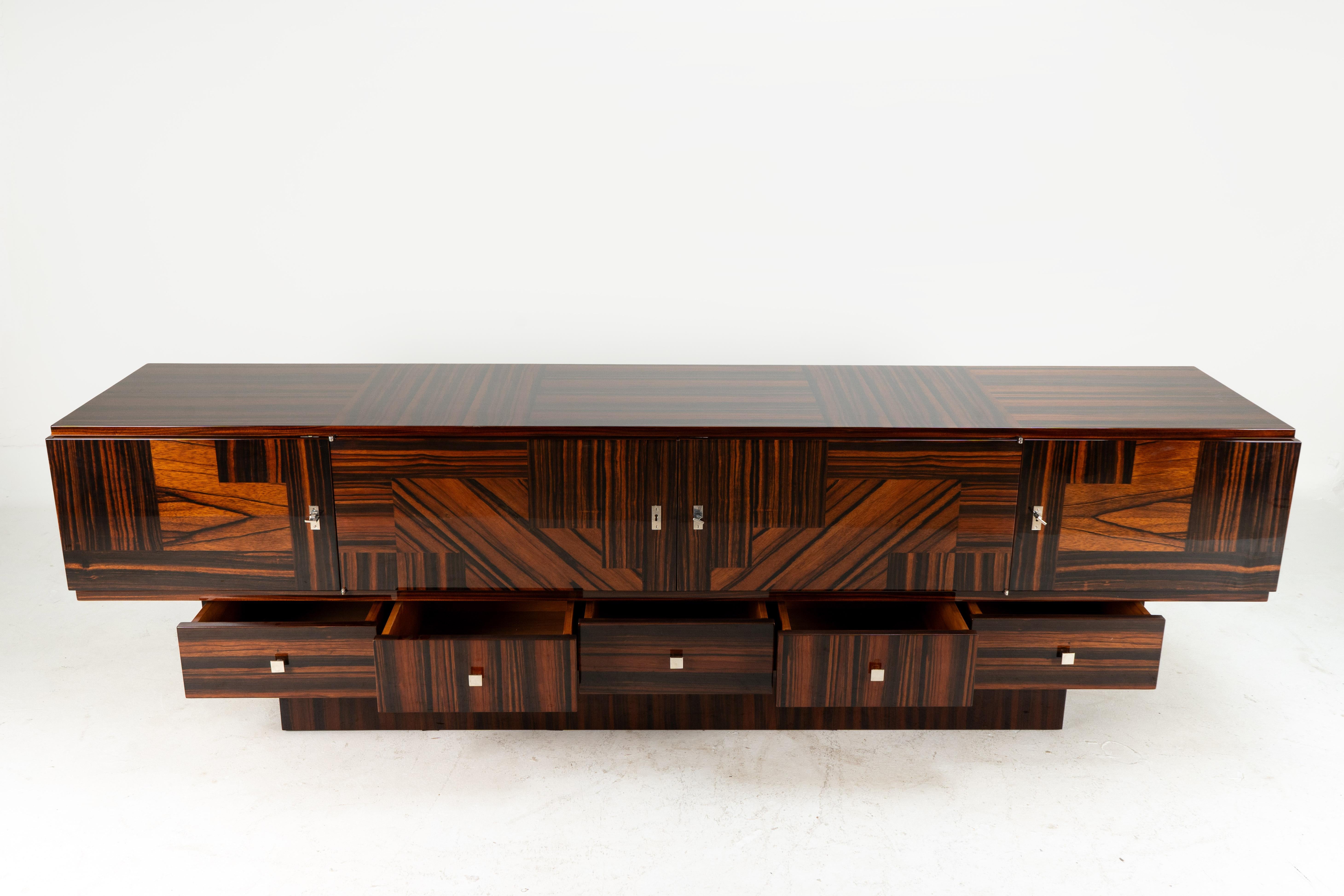 An Art Deco Style Sideboard In Makassar Wood With Four Doors in vendita 9