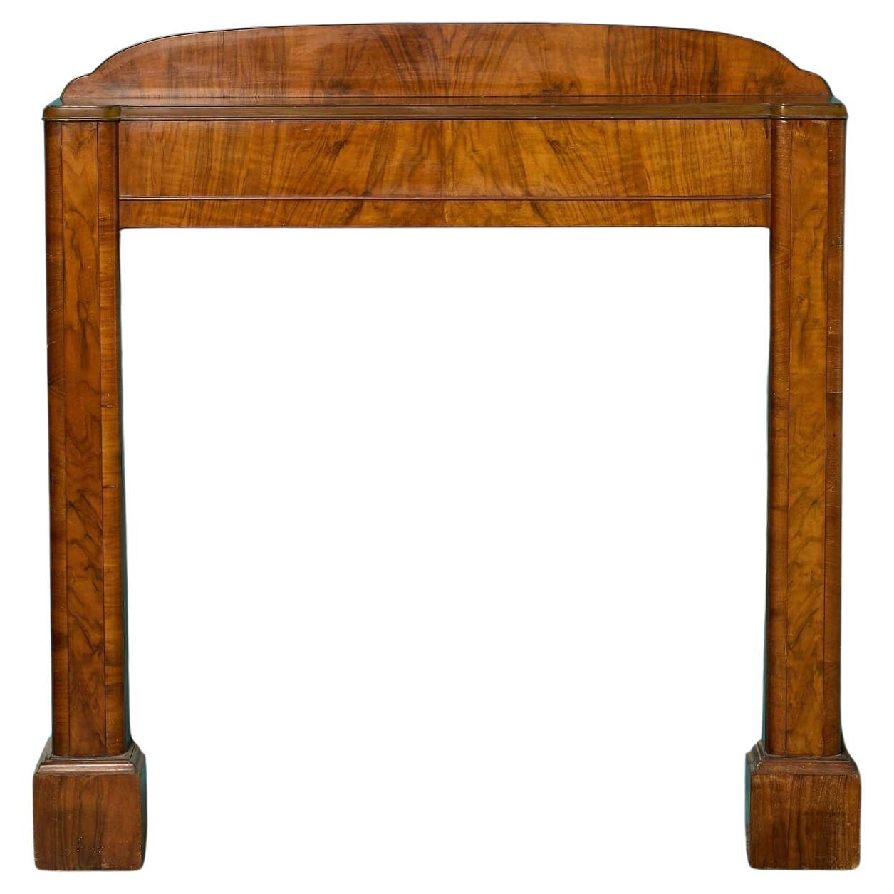 Art Deco Kaminsims aus Nussbaumholz
