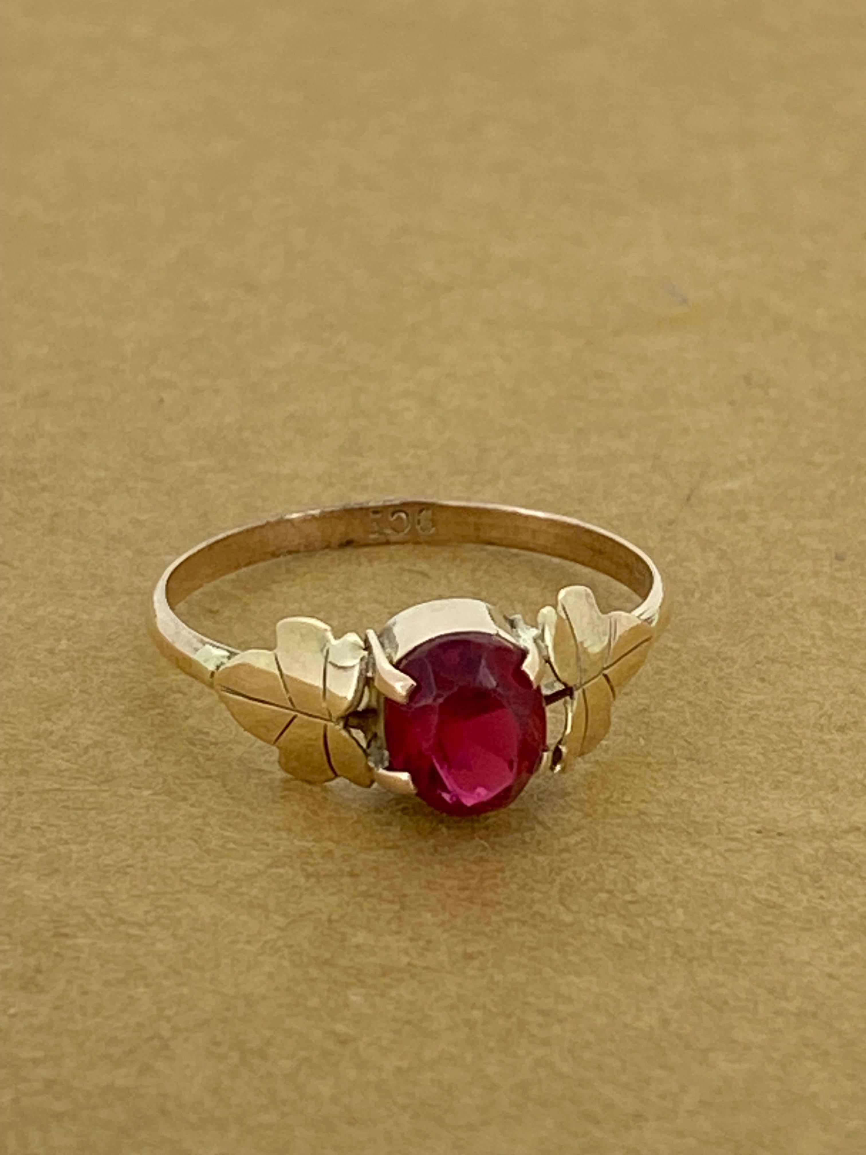 Bague solitaire Art déco faite à la main en or rose 9 carats et spinelle synthétique Excellent état - En vente à MELBOURNE, AU