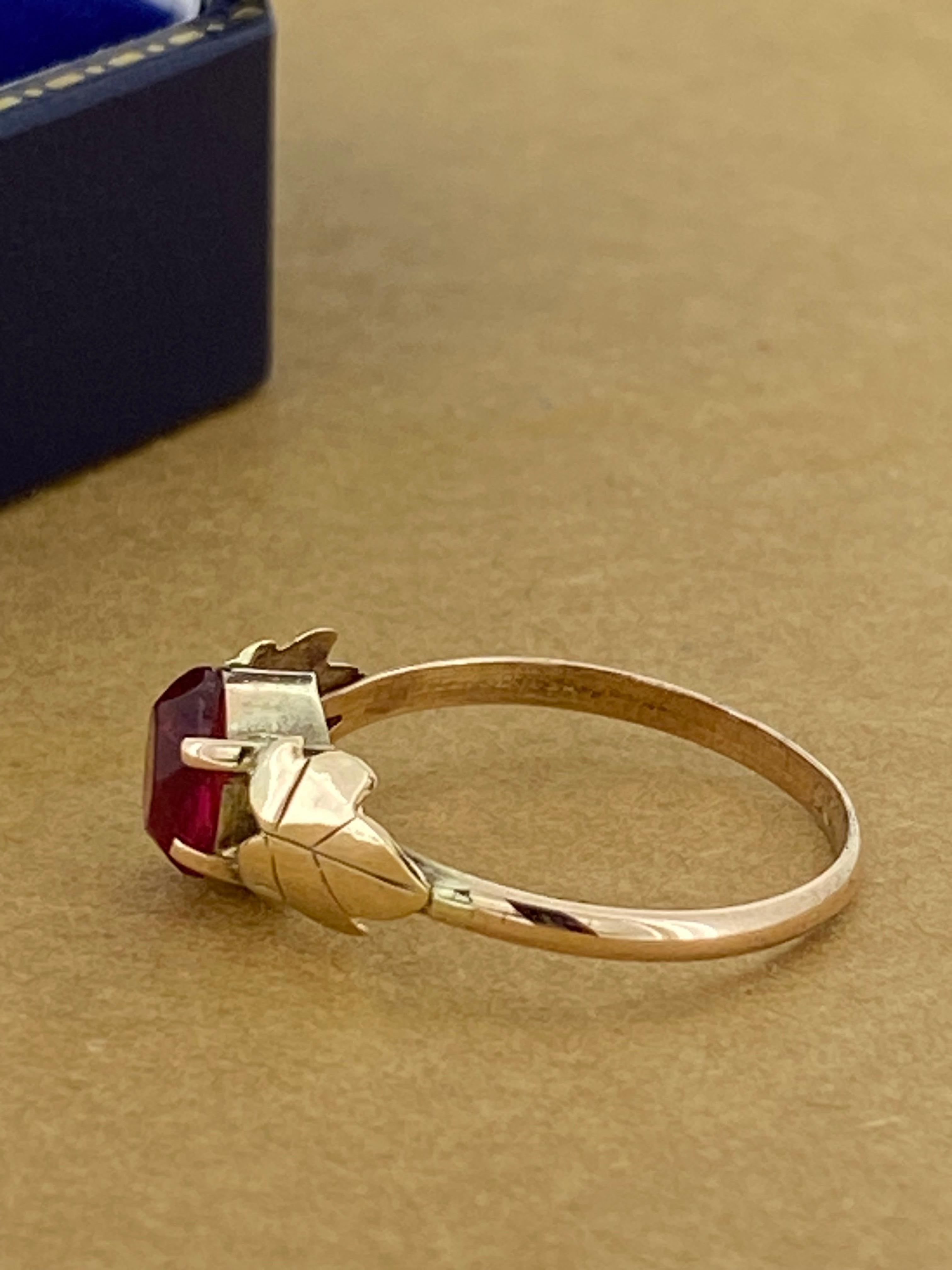 Bague solitaire Art déco faite à la main en or rose 9 carats et spinelle synthétique Pour femmes en vente