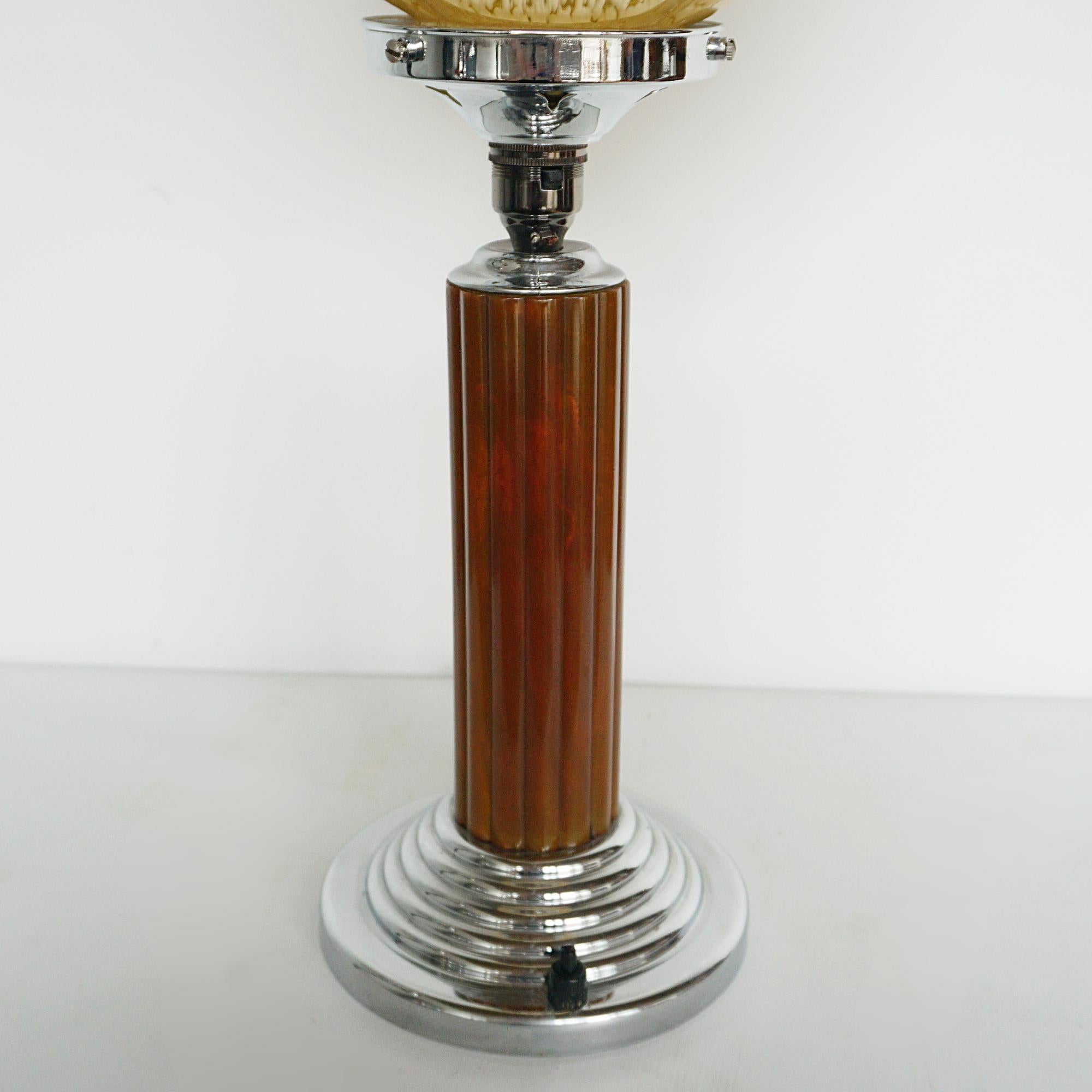 An Art Deco Table Lamp with Large Glass Shade In Good Condition For Sale In Forest Row, East Sussex
