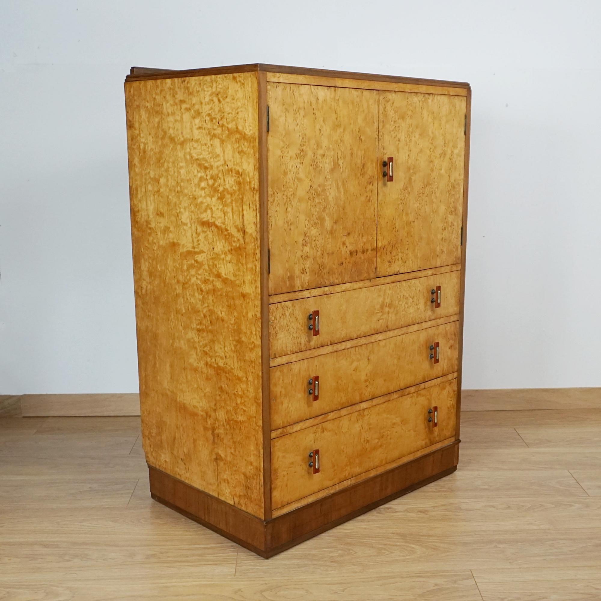 An Art Deco Tall Boy / Linen Cupboard In Good Condition For Sale In Forest Row, East Sussex