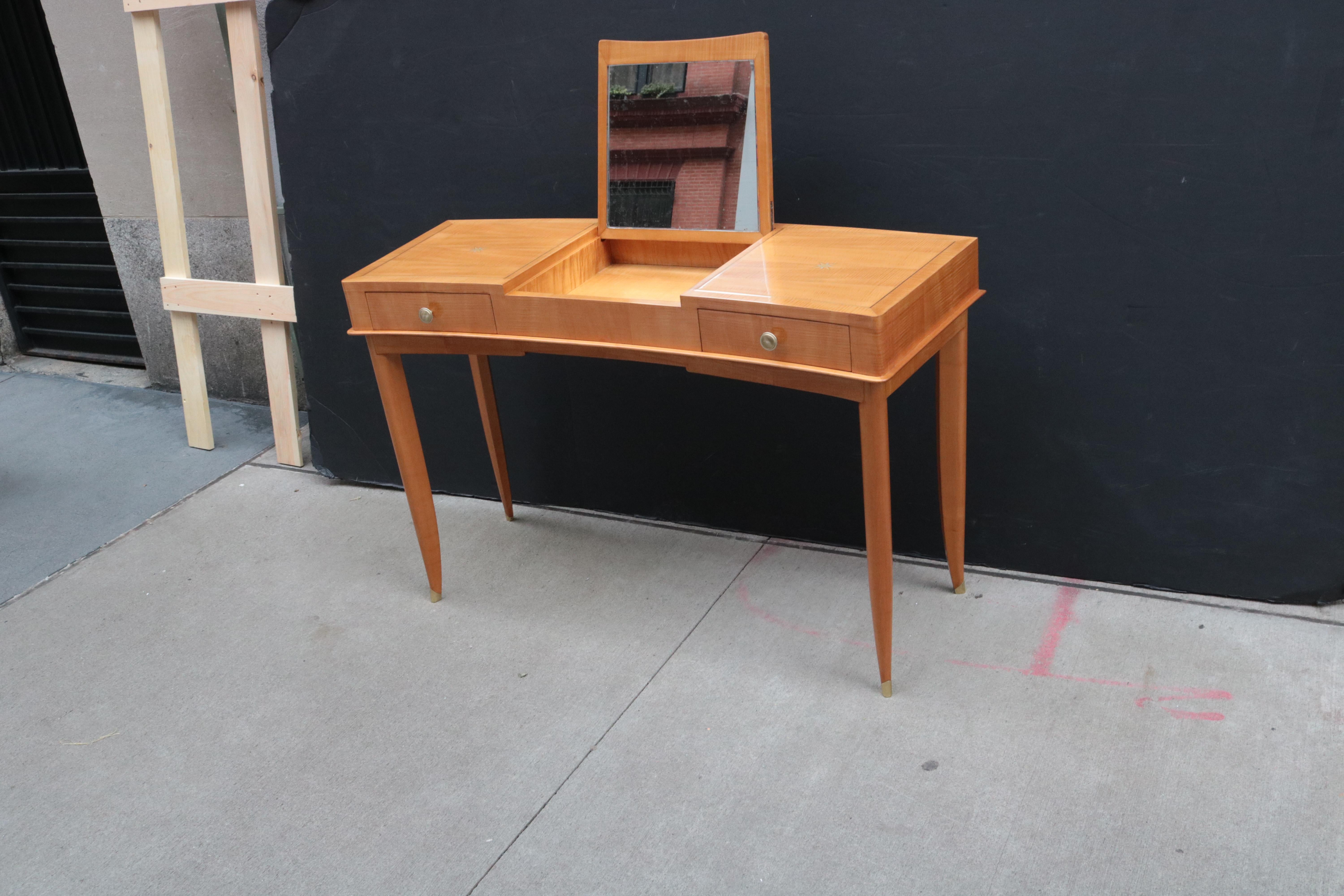 Art Deco Vanity Table with Pull Up Mirror In Good Condition In New York, NY