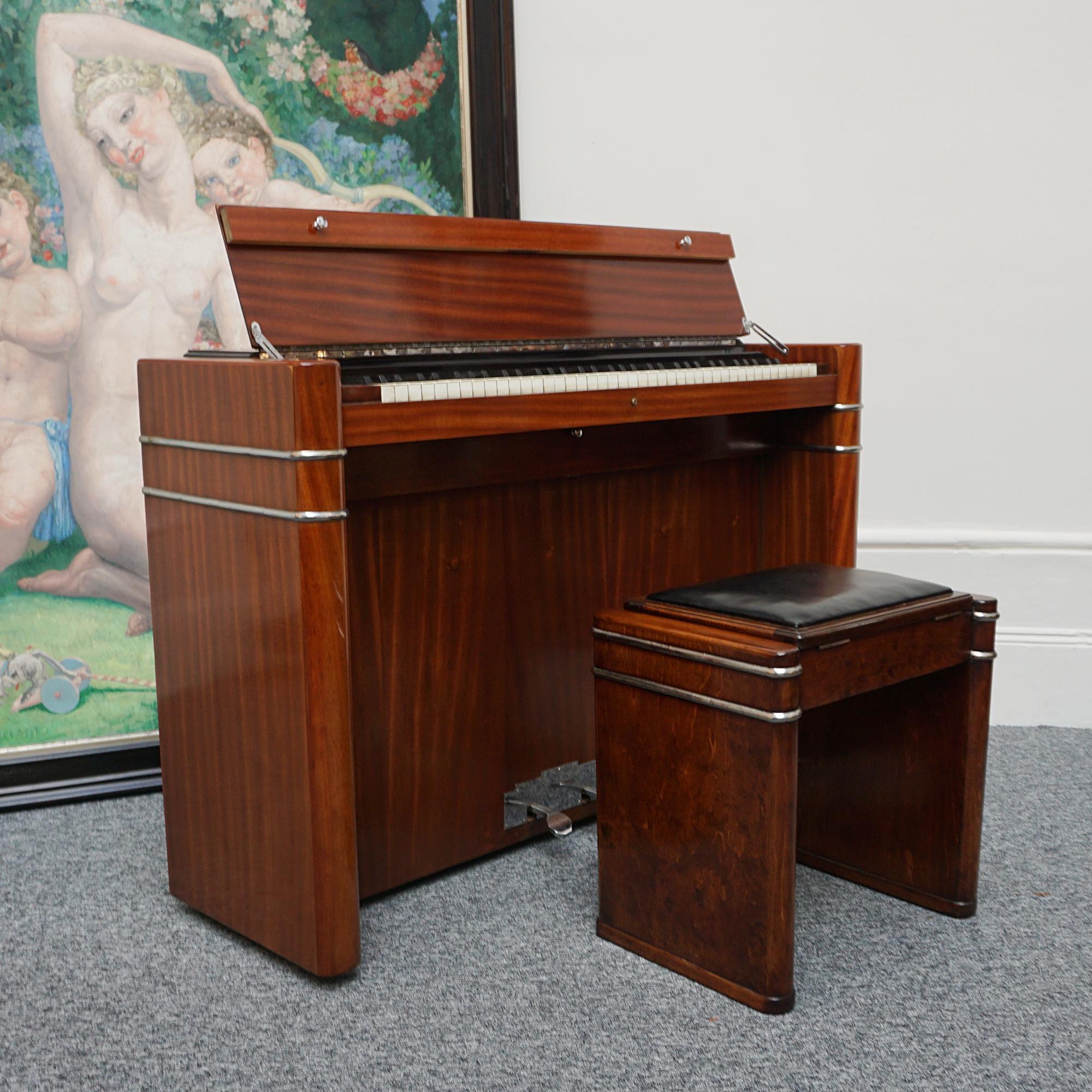 Mid-20th Century An Art Deco Walnut Mini 'Pianette' by Eavestaff