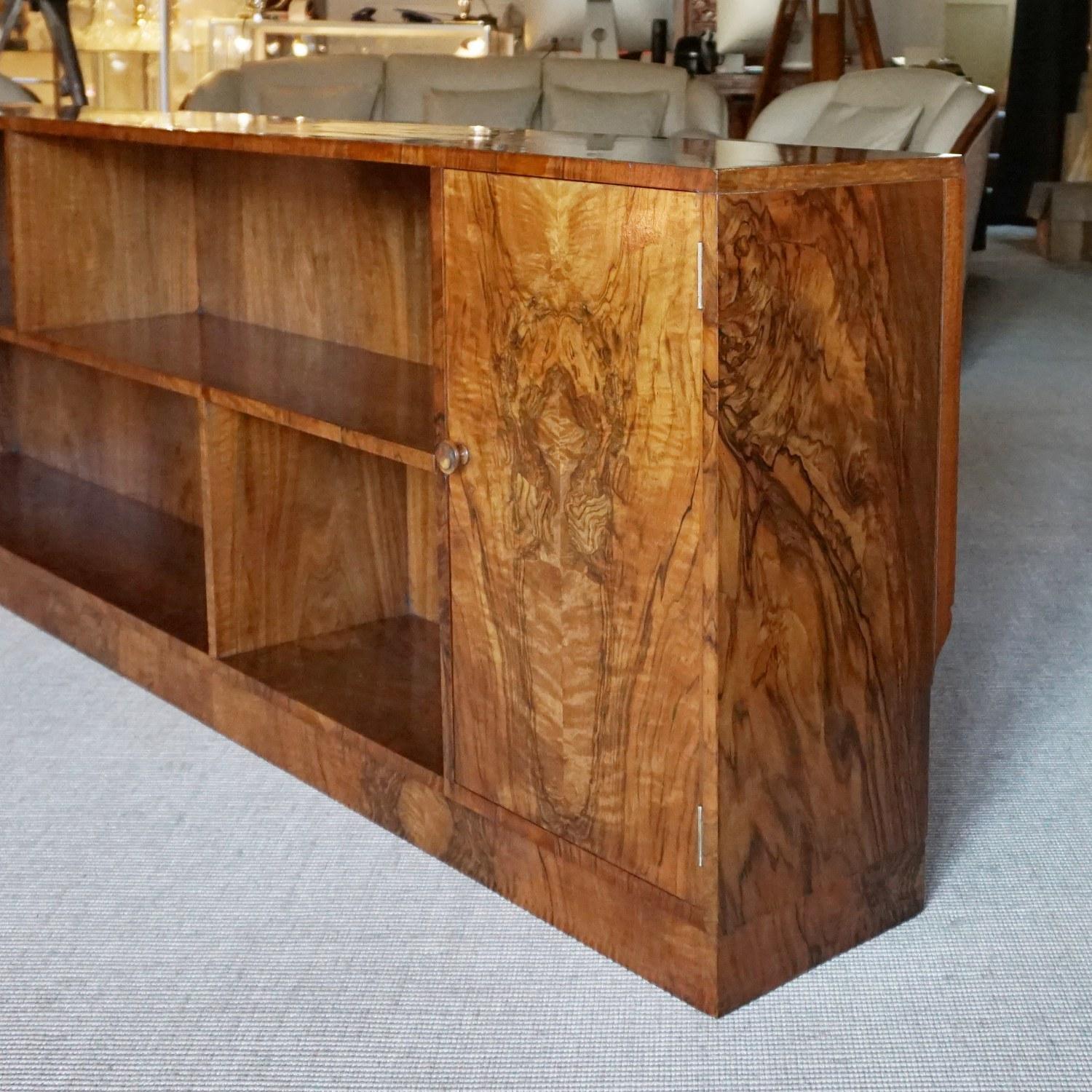 Art Deco Walnut Veneered Bookcase English, Circa 1930 In Good Condition In Forest Row, East Sussex