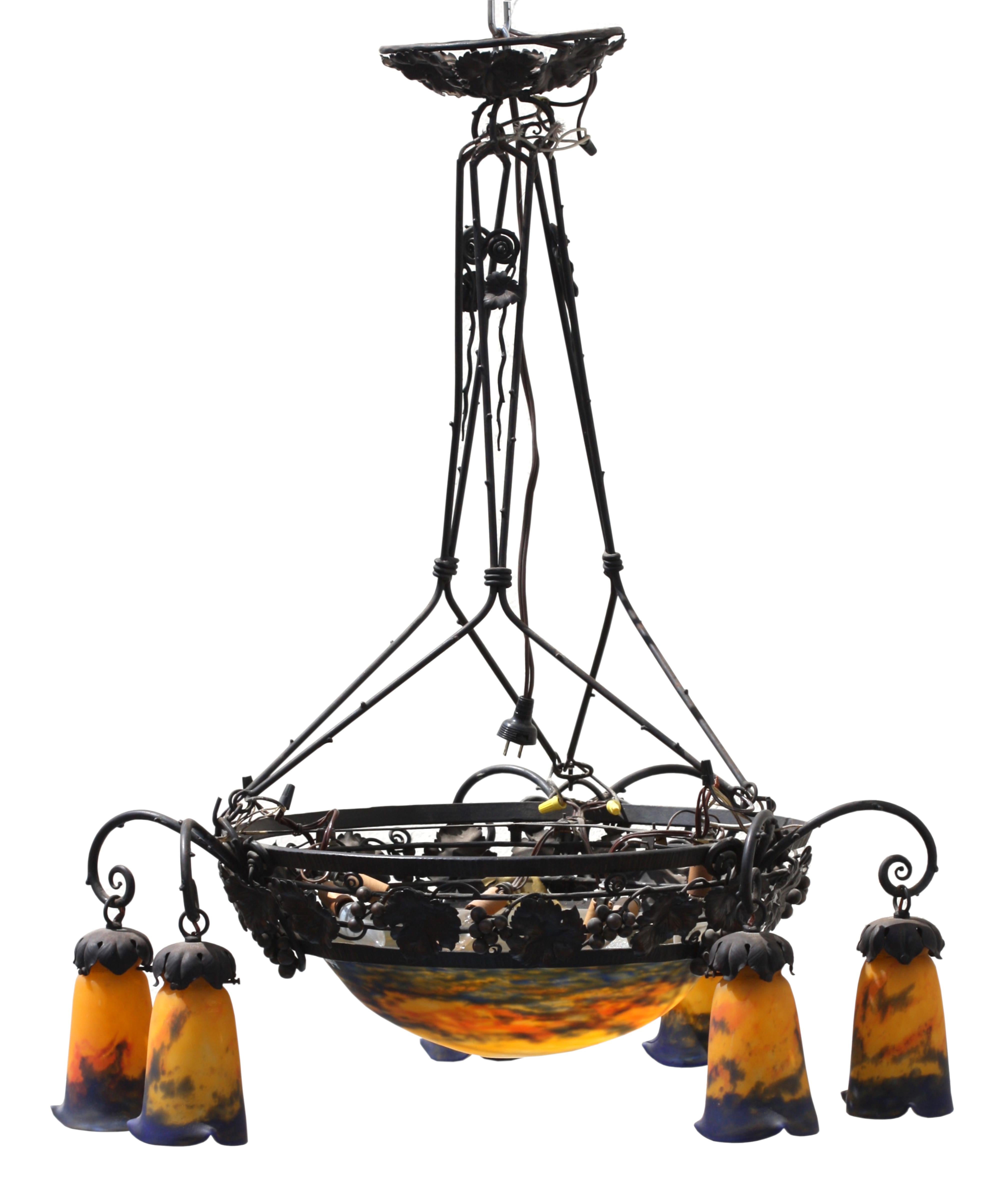 Art Deco Wrought Iron and Müller Freres Moulded Glass Chandelier For Sale 8