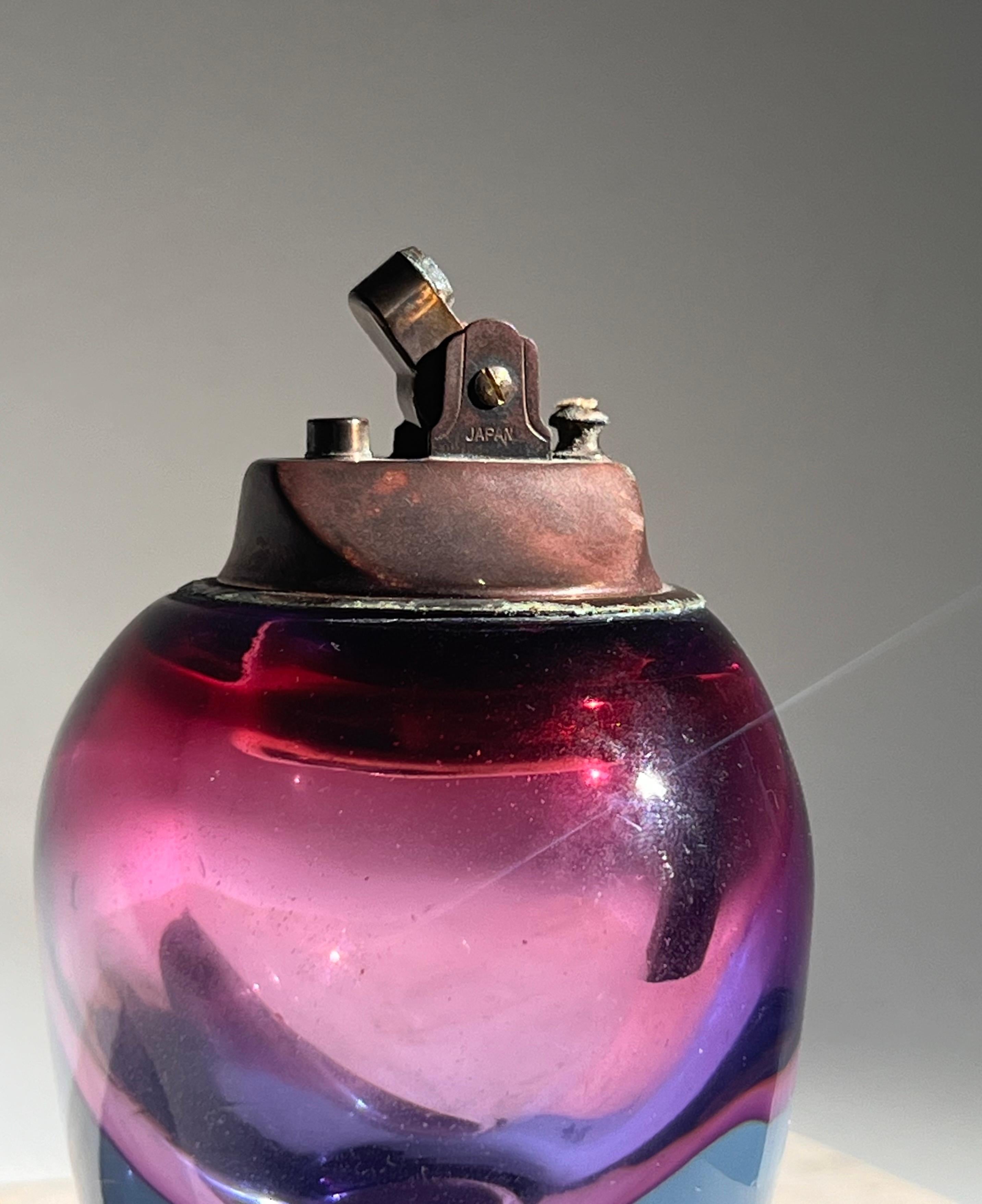Metal An art glass table lighter by Murano, mid 20th century For Sale