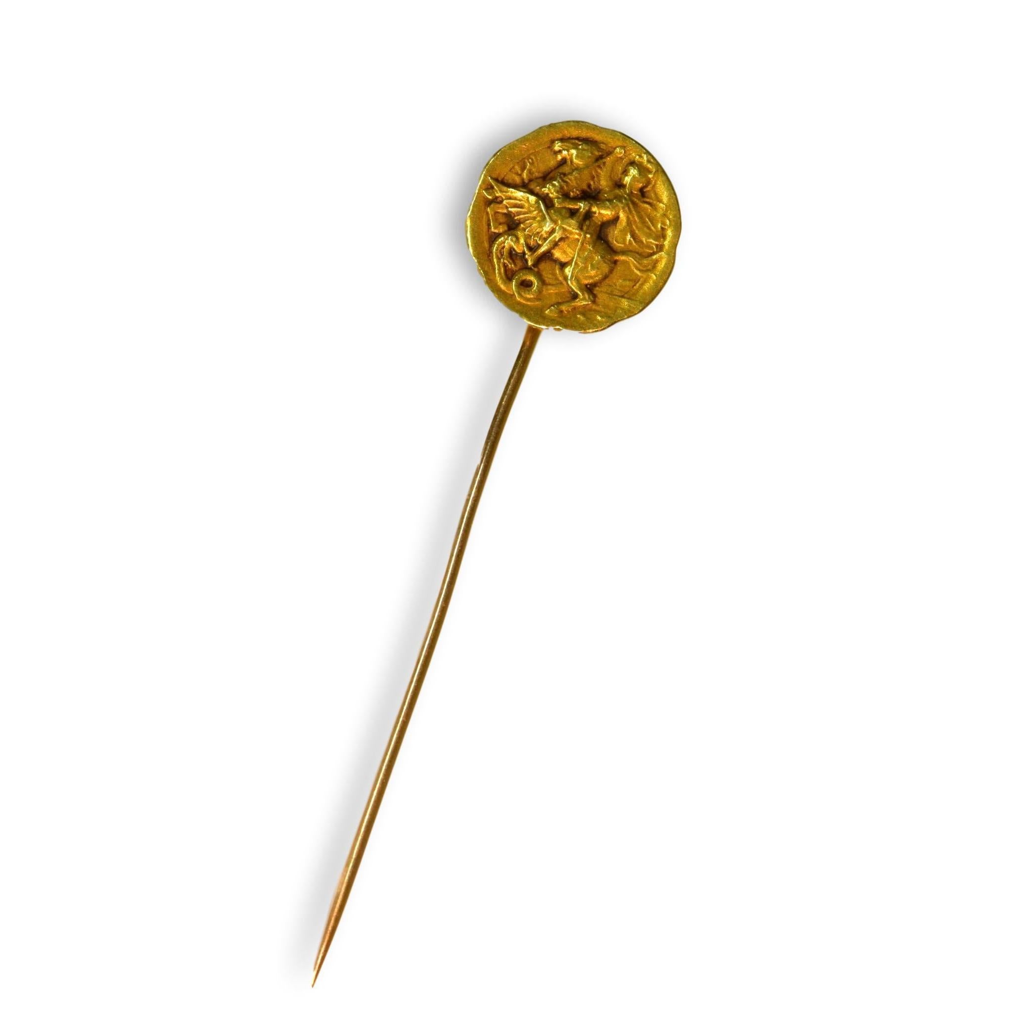 Women's or Men's Art Nouveau 18 Karat Gold Carved Pin