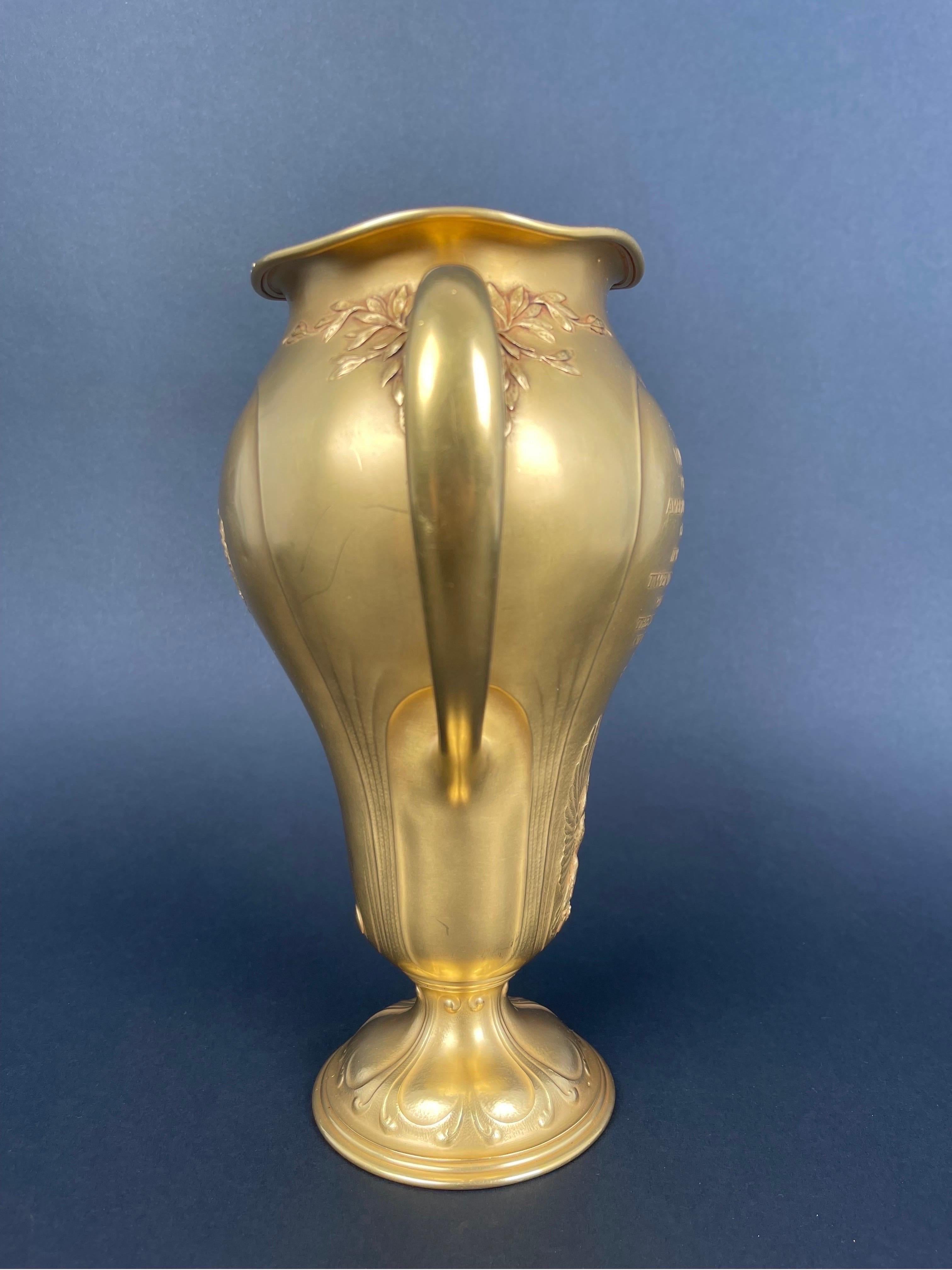 An Art Nouveau 18k Yellow Gold Trophy By Tiffany & Co. For Sale 2