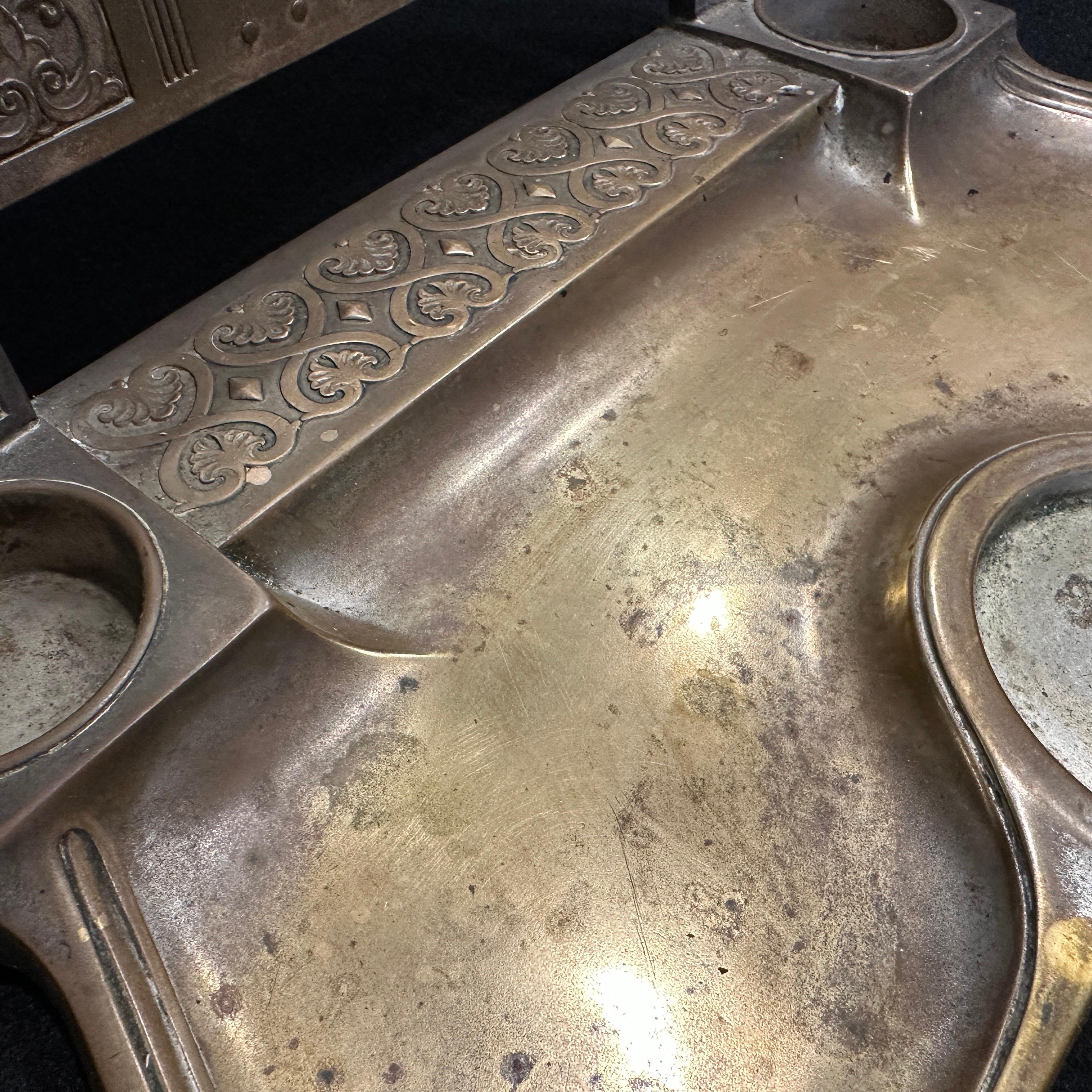 An Art Nouveau Silver Plated Table Vanity Mirror by W.M.F. For Sale 1