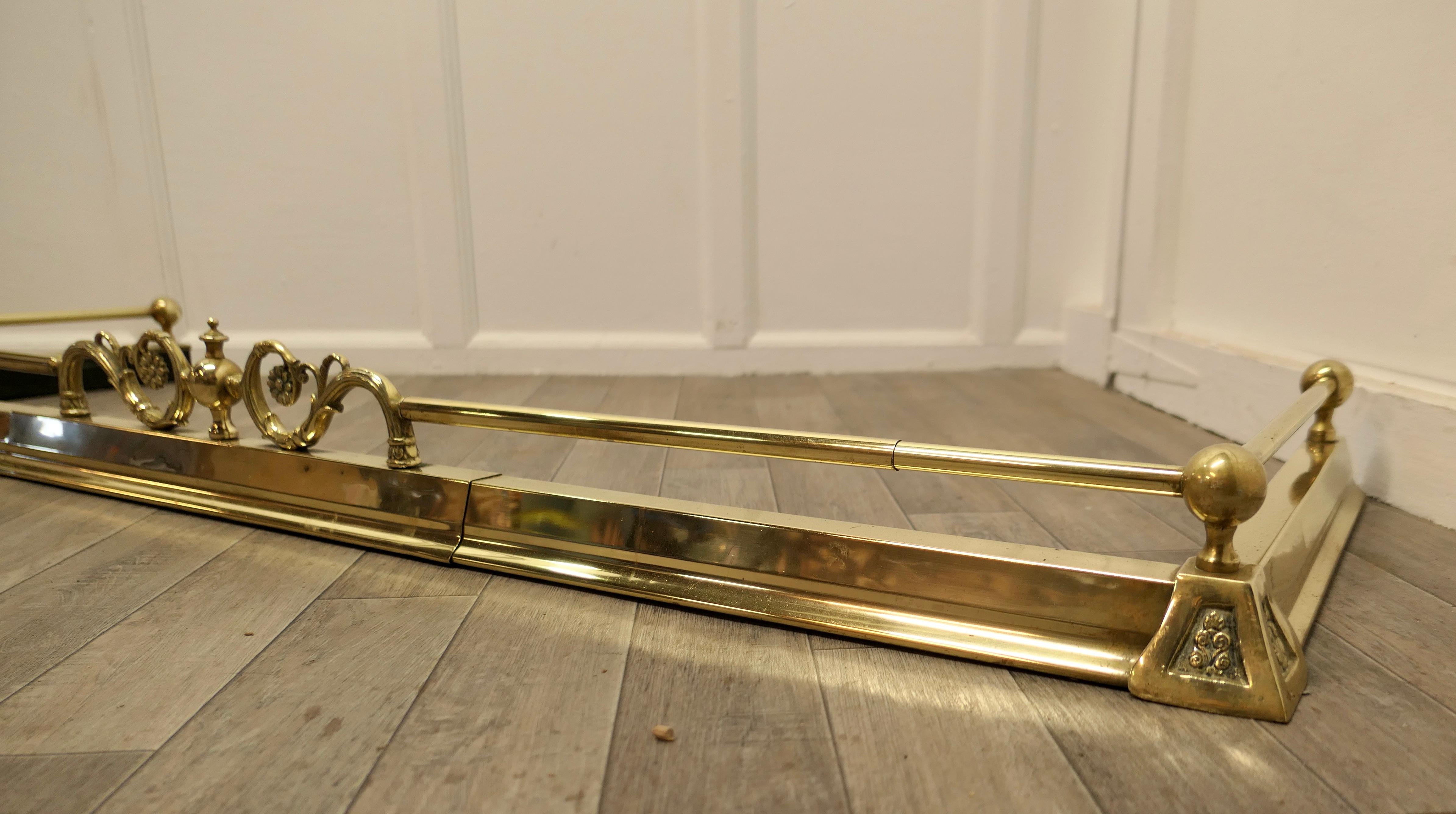 Art Nouveau Victorian Extending Brass Fender 1