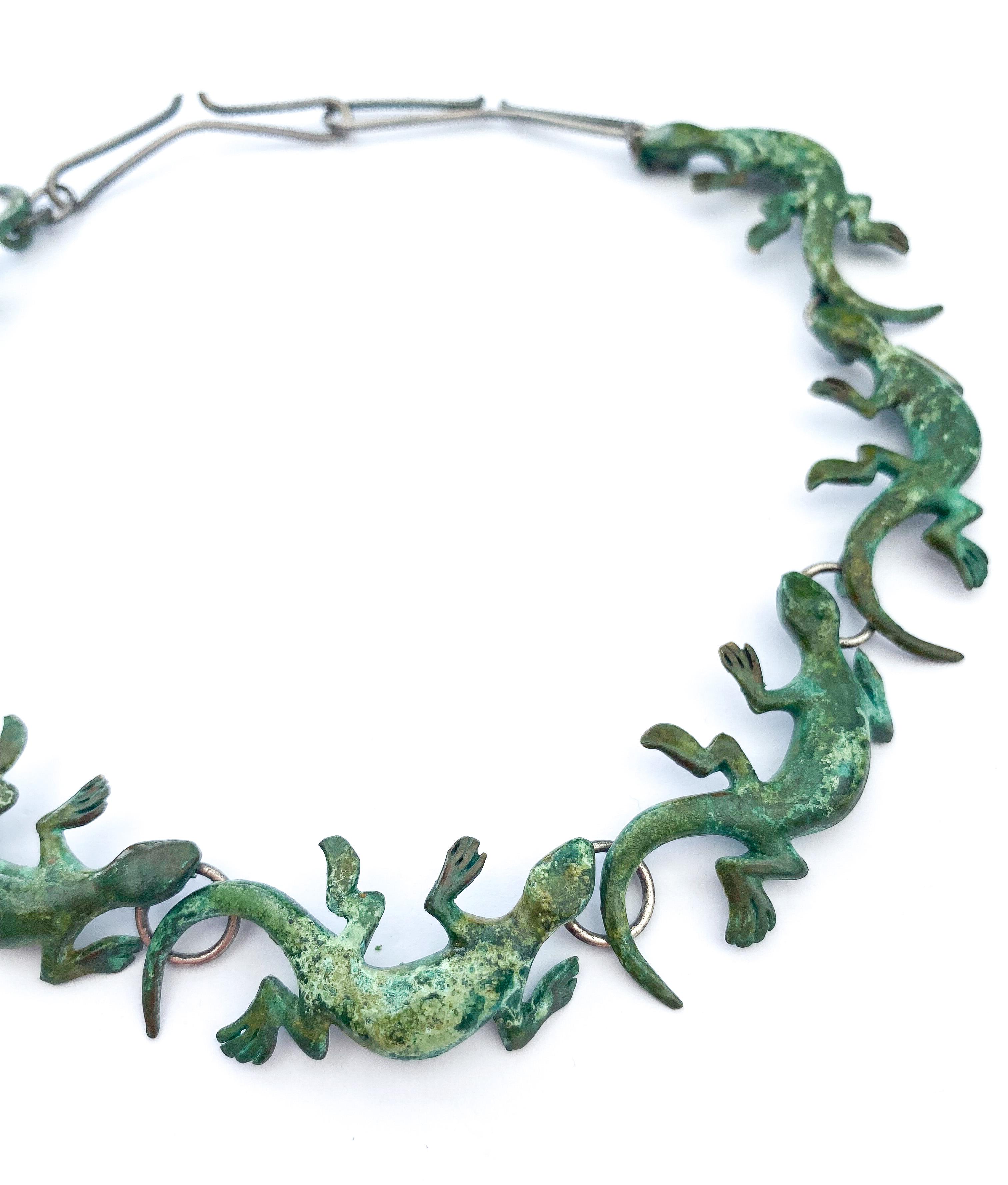 An artisan/hand made patinated bronze 'salamander' necklace, 1970s. For Sale 1
