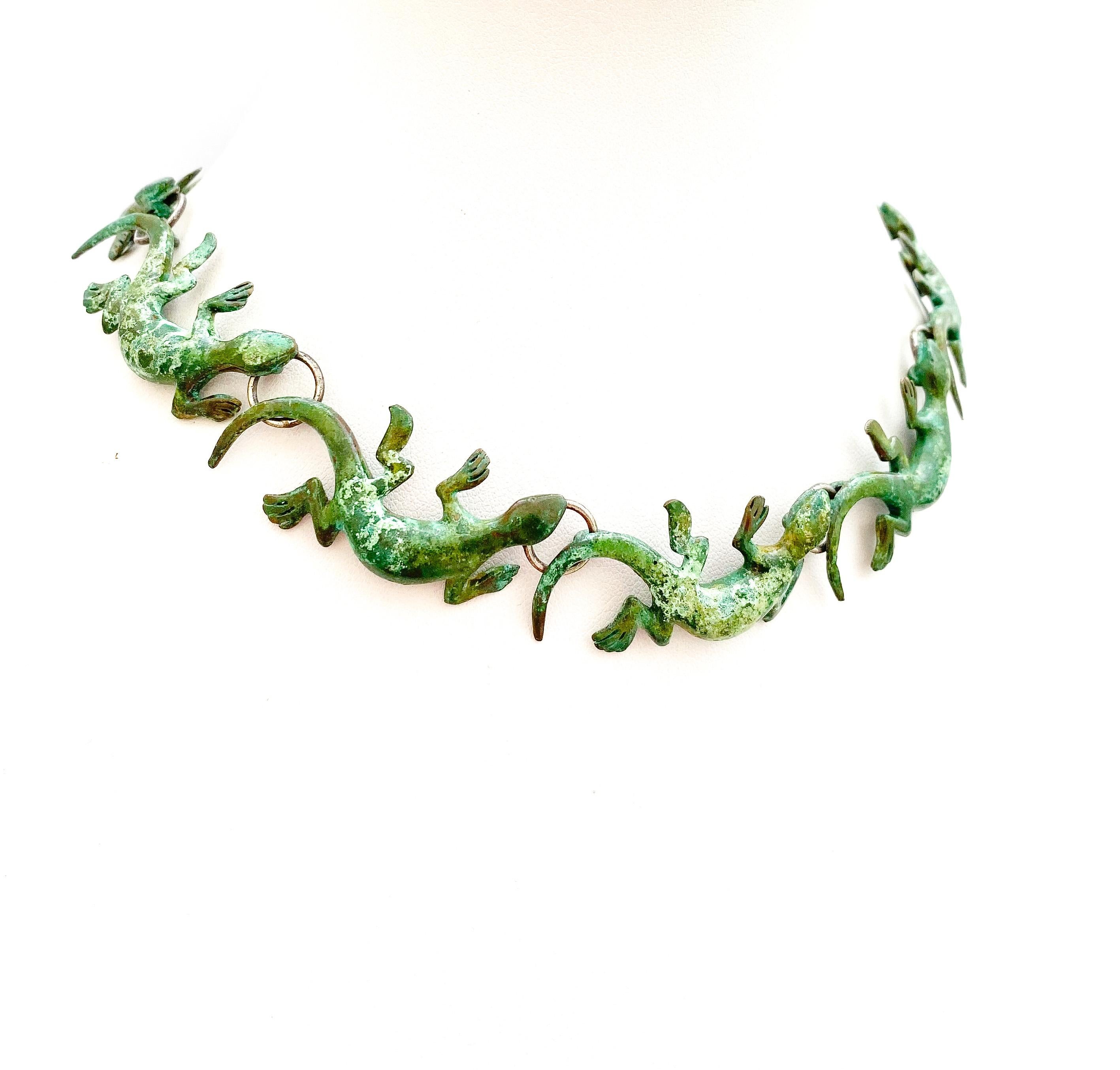 An artisan/hand made patinated bronze 'salamander' necklace, 1970s. For Sale 3