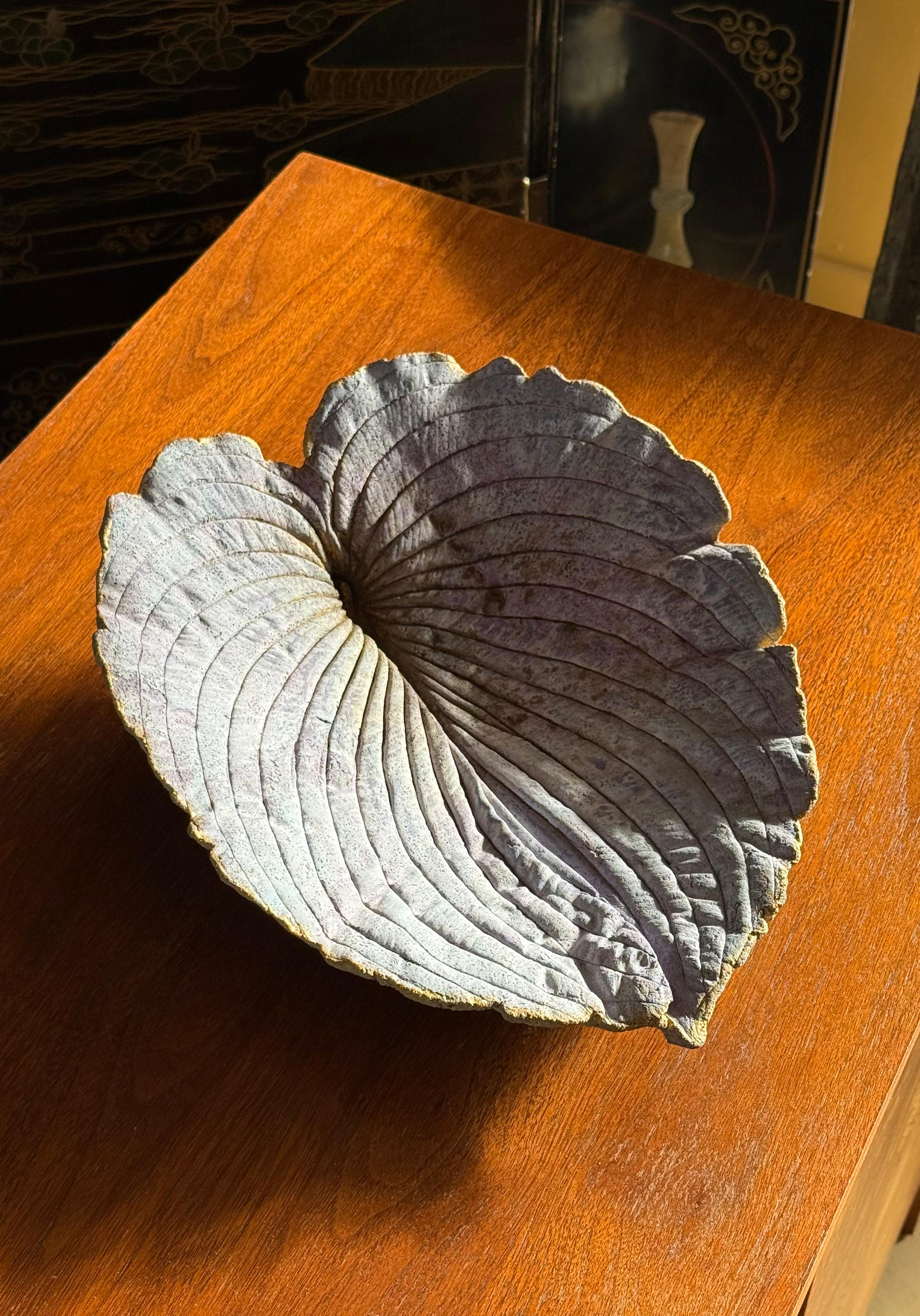 An artist-made studio ceramic leaf sculpture / platter, 21st century For Sale 7