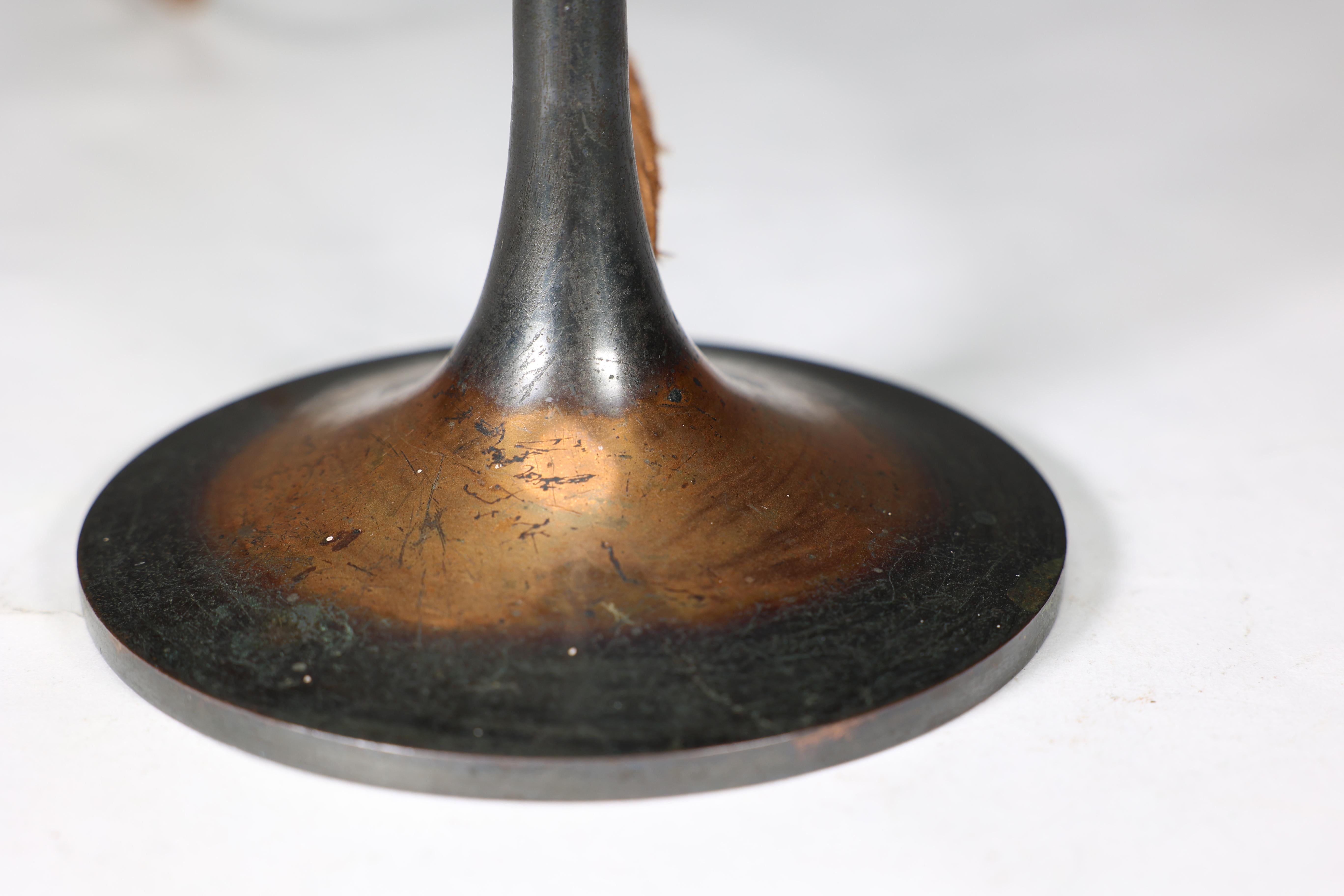 Eine Arts and Crafts-Tischlampe aus Kupfer, professionell neu verkabelt im Angebot 8