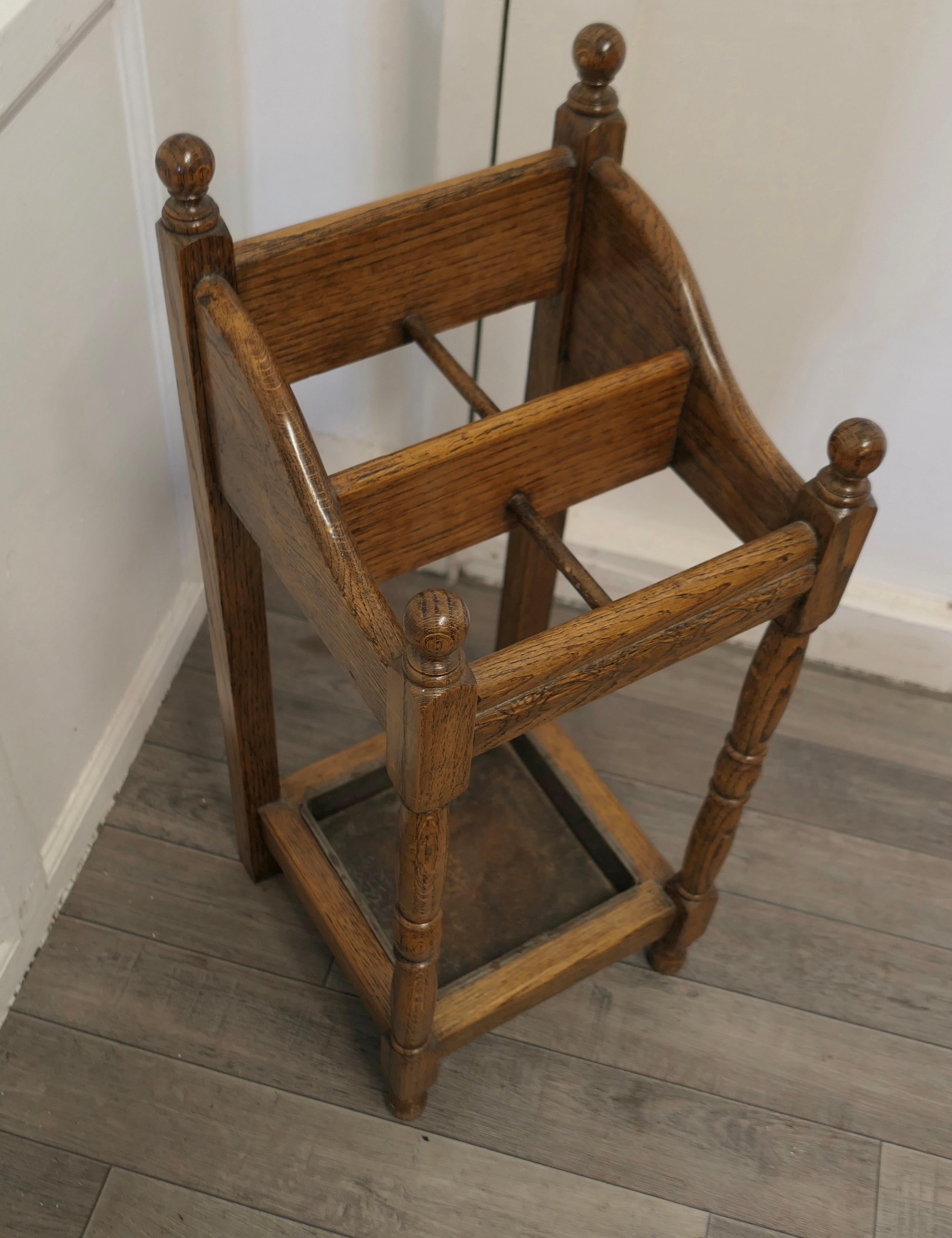 Late 19th Century Arts and Crafts Golden Oak Hall Table Stick Stand For Sale