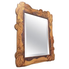 Miroir mural en tisonnier Arts and Crafts