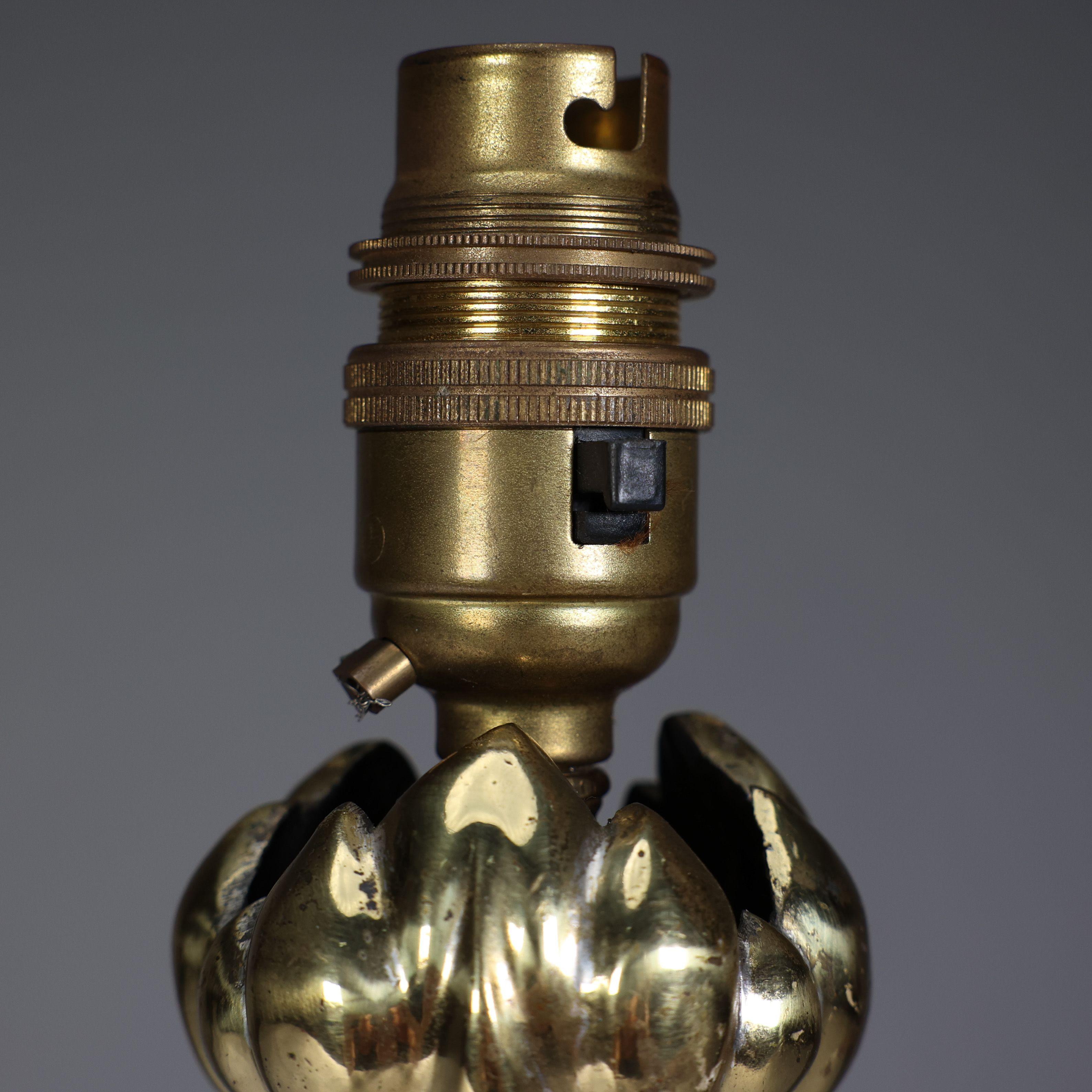 An Arts & Crafts brass table lamp tulip shaped with heart cut-outs to the base For Sale 1