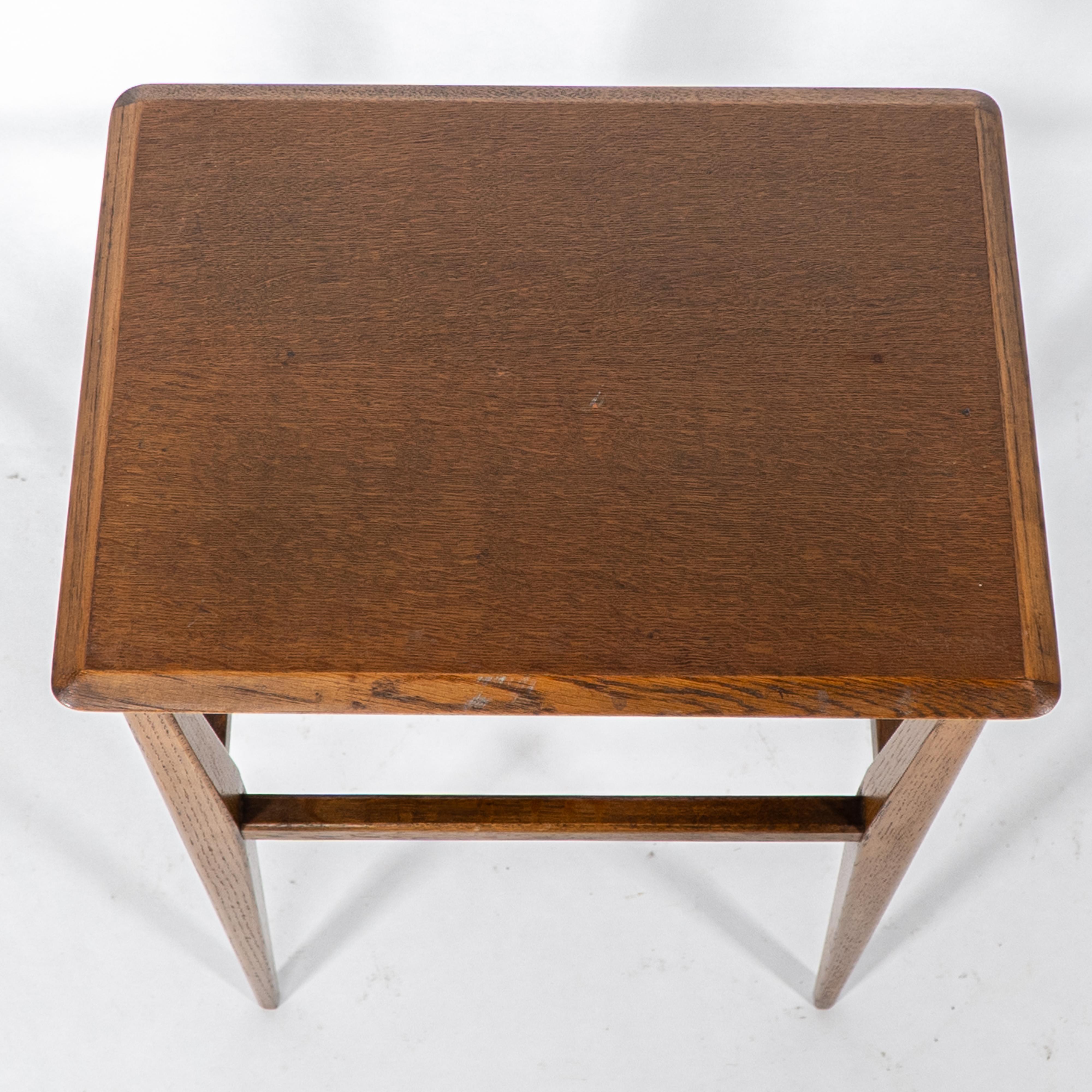 An Arts & Crafts oak side table with molded edge to the top & shaped legs For Sale 3