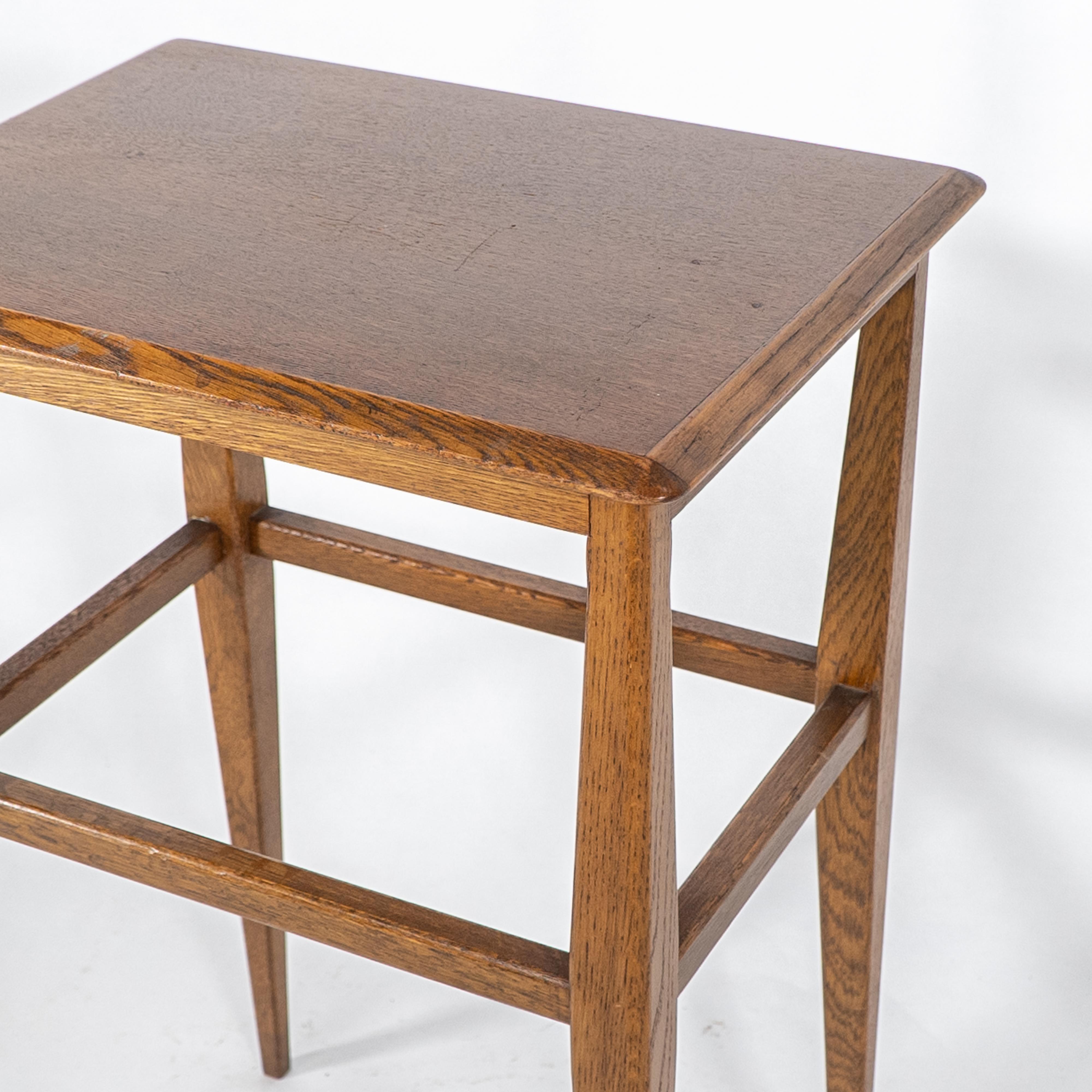 An Arts & Crafts oak side table with molded edge to the top & shaped legs For Sale 4