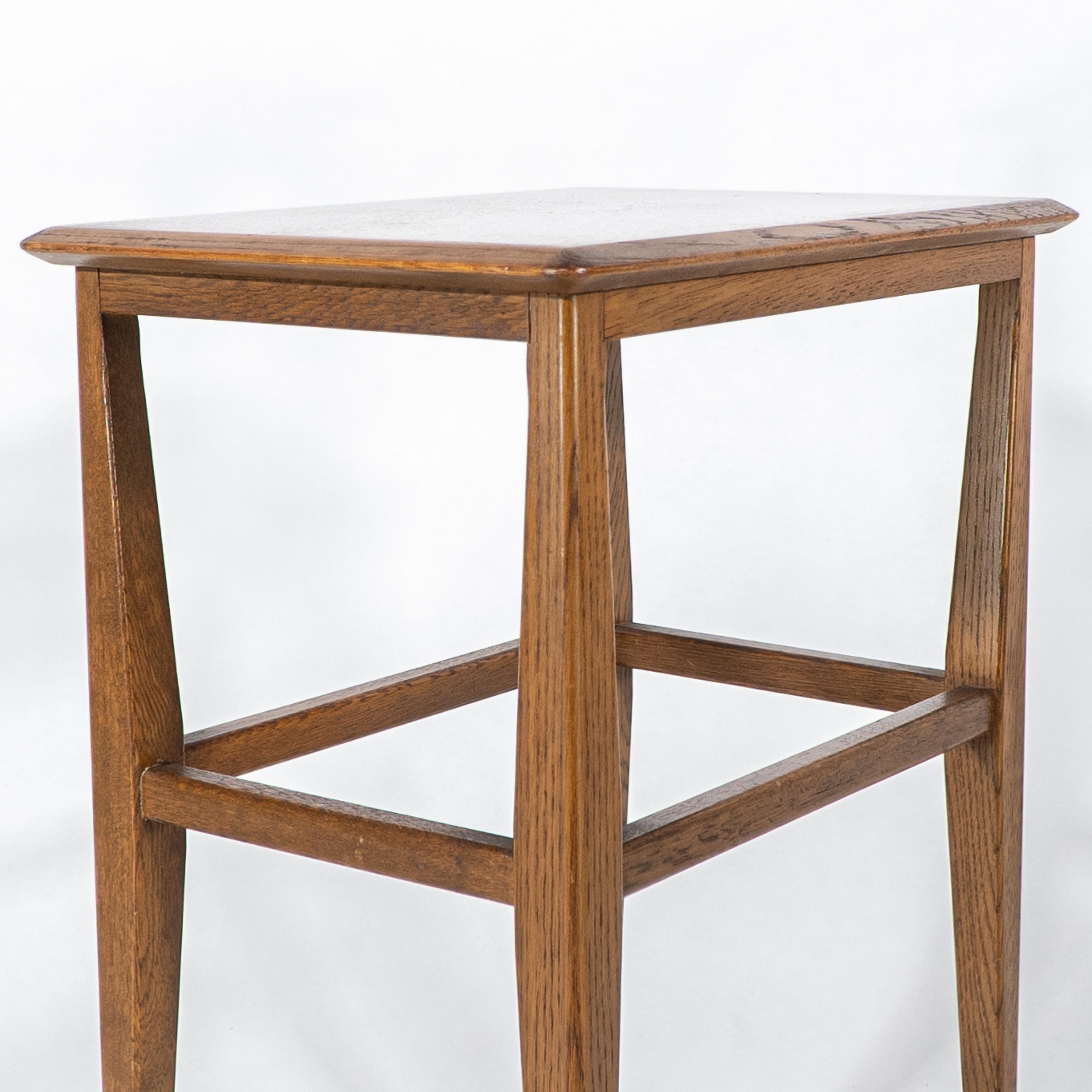 An Arts & Crafts oak side table with molded edge to the top & shaped legs For Sale 9