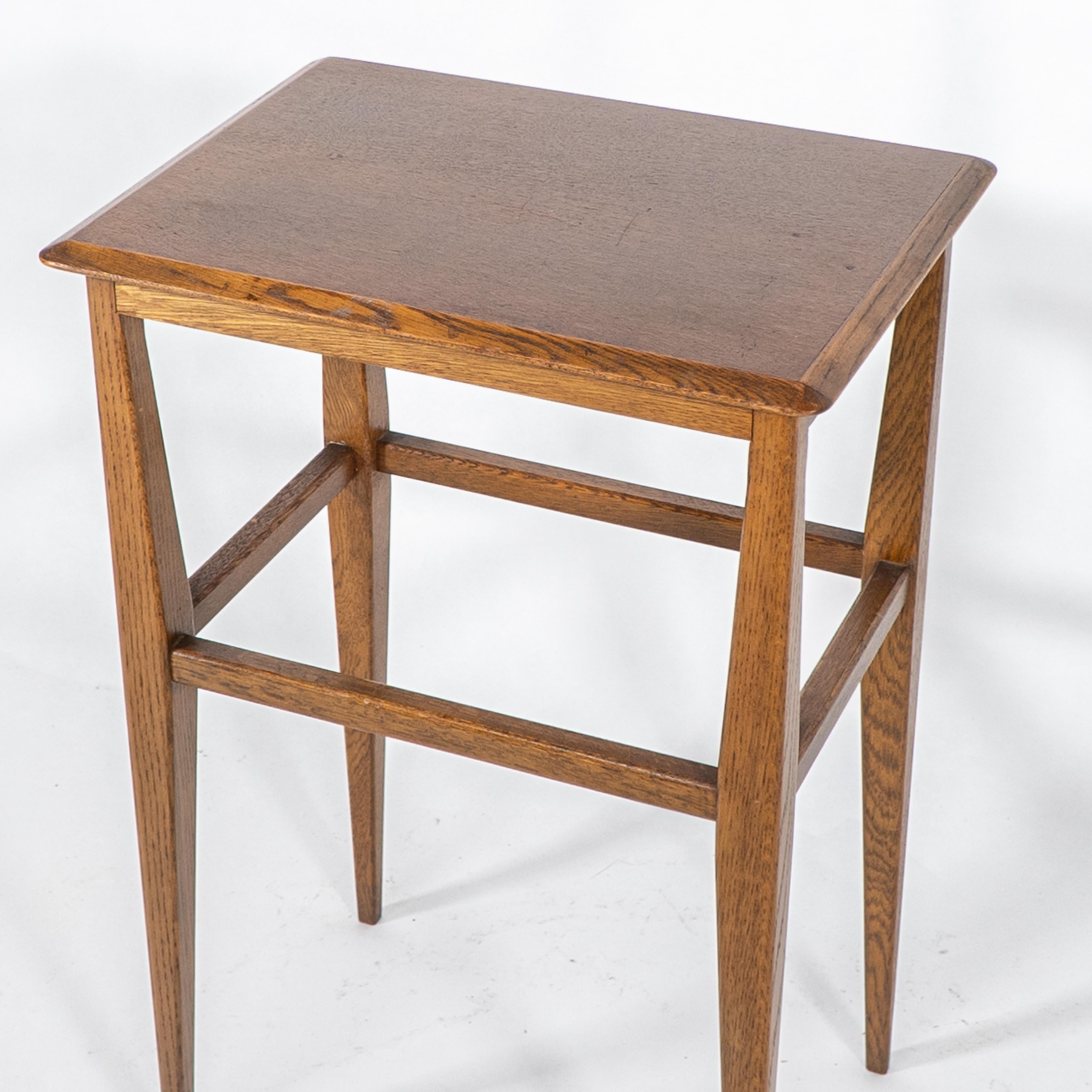 An Arts & Crafts oak side table with molded edge to the top & shaped legs For Sale 2
