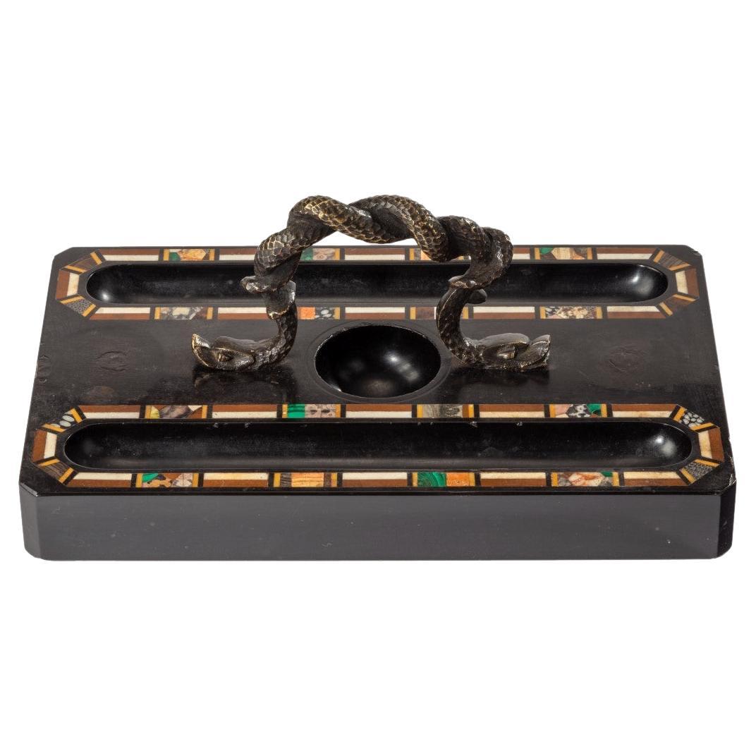 An Ashford (Derbyshire) black marble pen tray For Sale