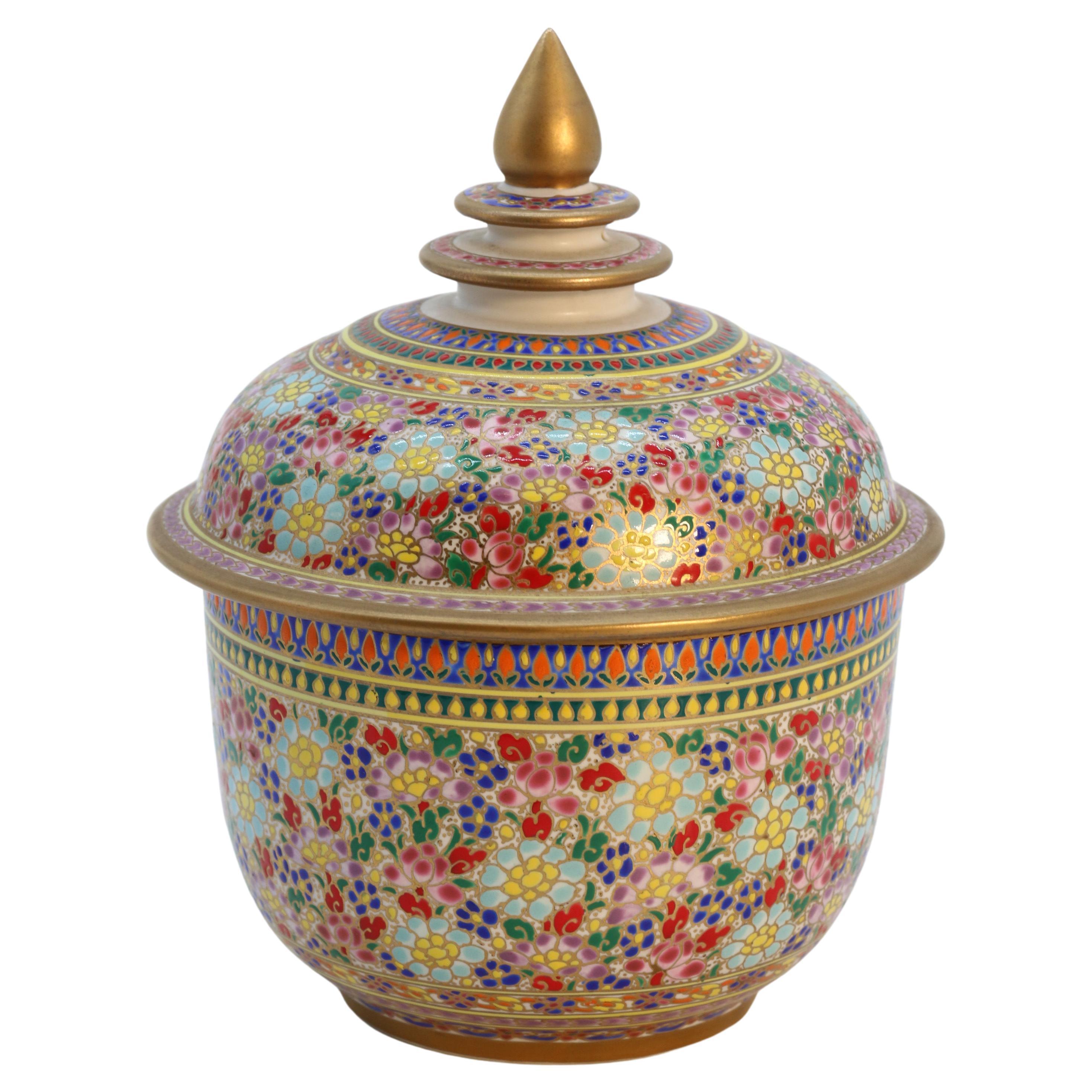 An Asian Siam pottery gilt and enamelled lidded jar circa 1920 For Sale