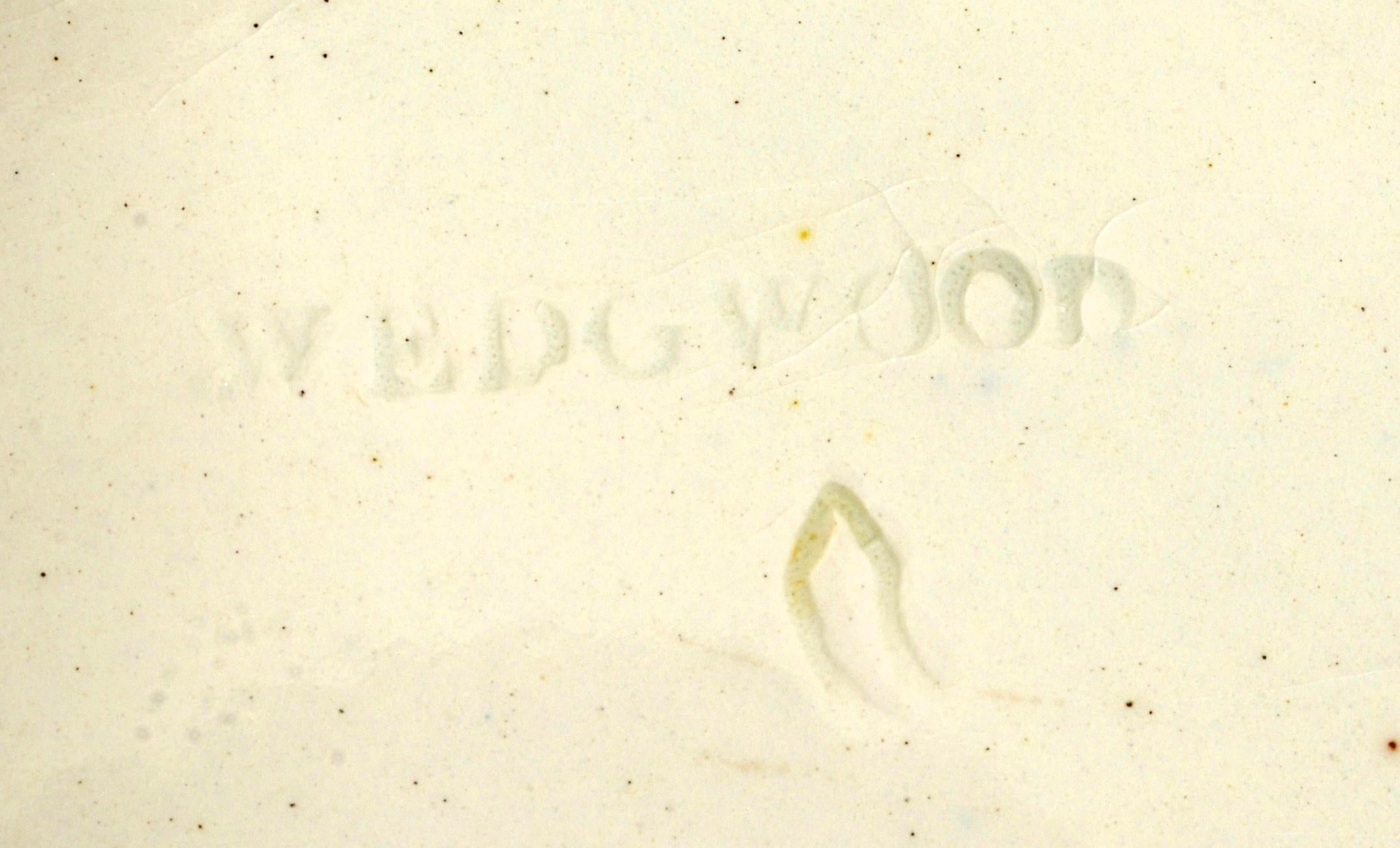 Paire de plats assemblées Wedgwood Cress ou fraise, fin du 18ème siècle en vente 5