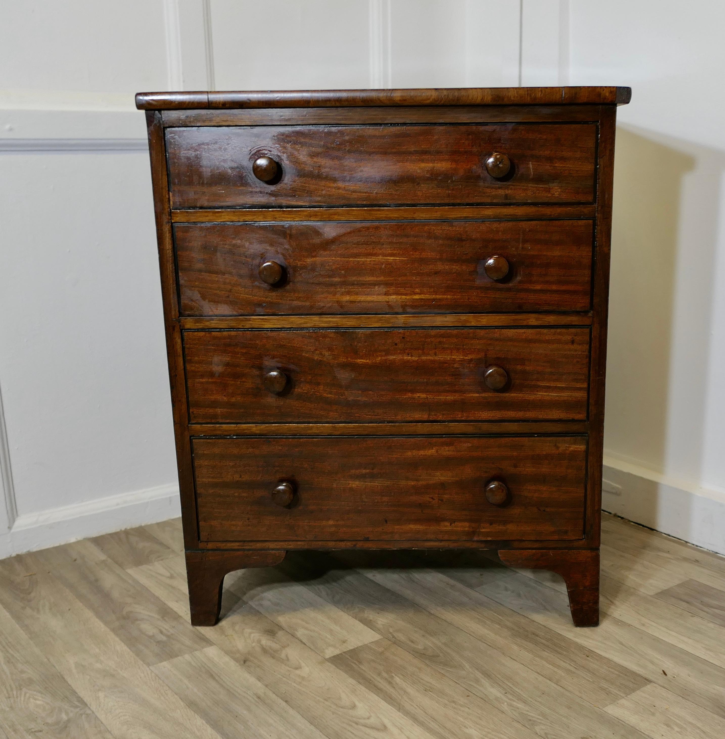 19th Century An Attractive Bachelor’s Chest of Drawers