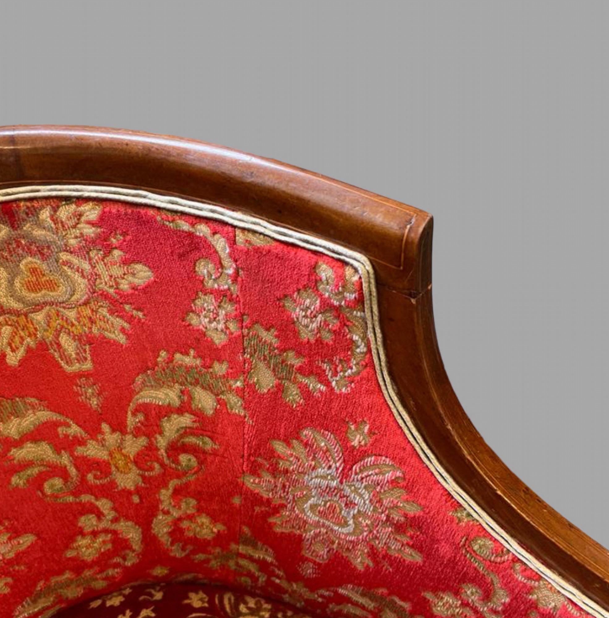 An Attractive Boudoir Edwardian Settee and Chair In Good Condition For Sale In Pewsey, GB