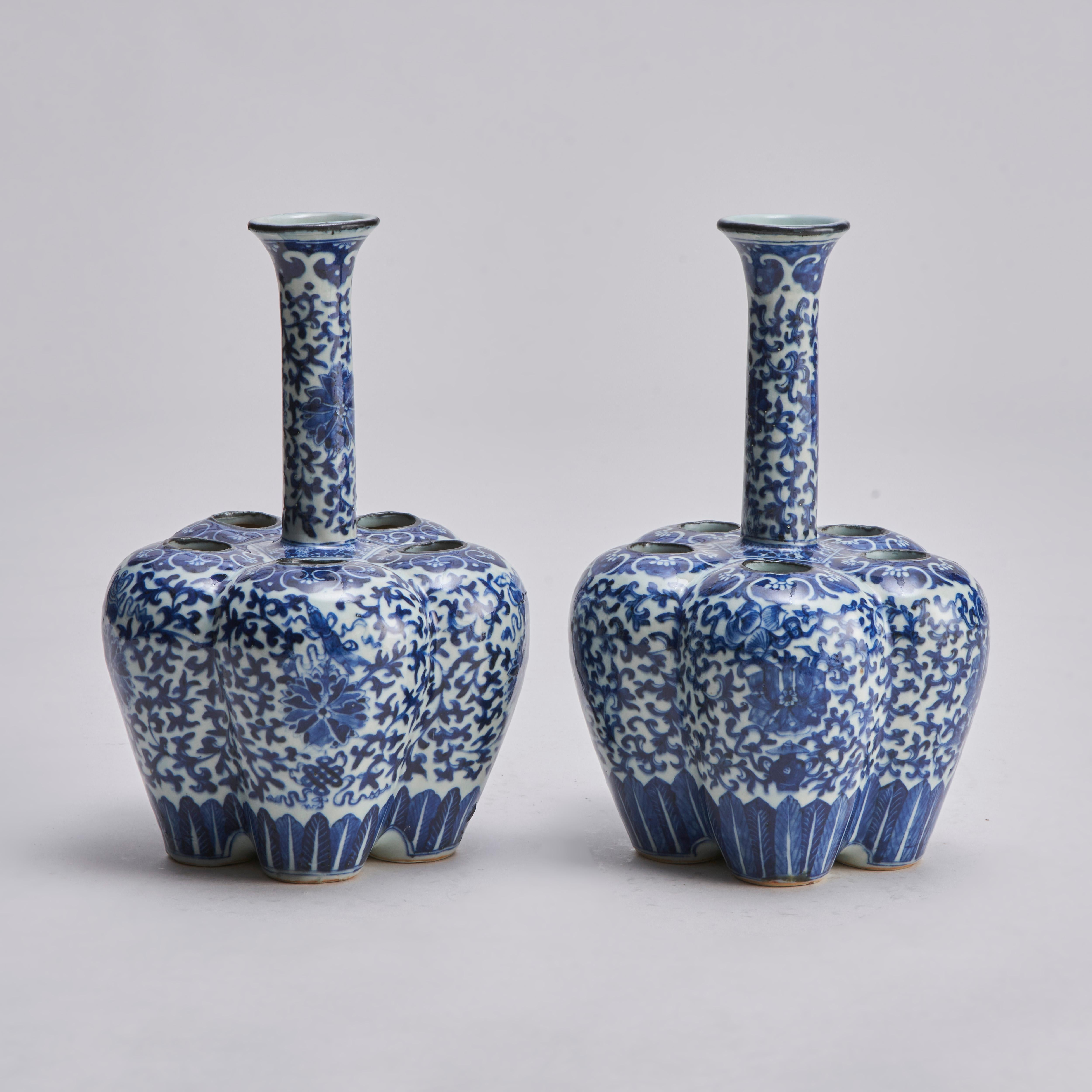 Porcelain An attractive pair of 19th Century Chinese blue and white crocus vases For Sale