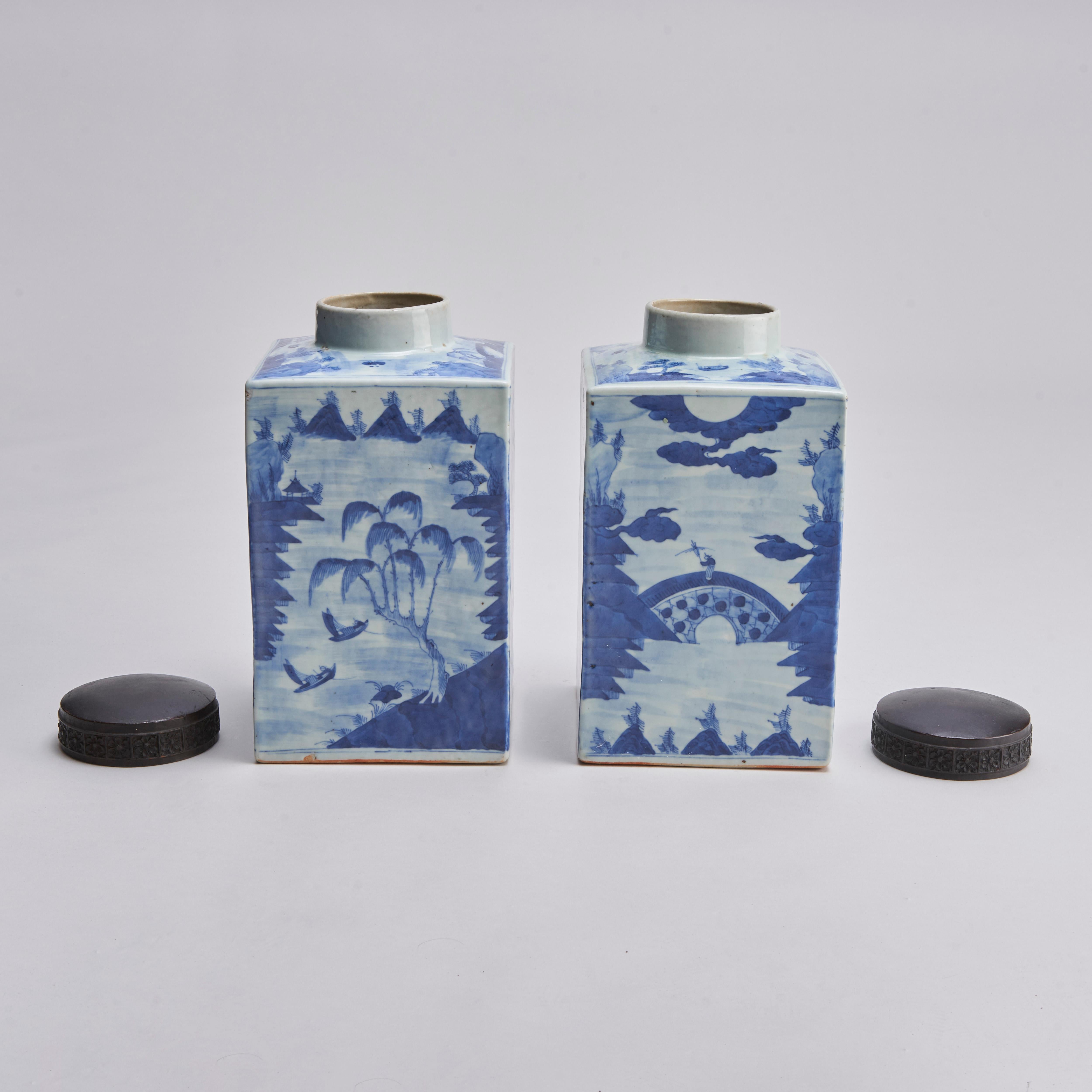 An attractive pair of Chinese porcelain blue and white tea jars (Circa 1800) For Sale 2