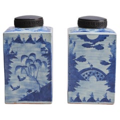 An attractive pair of Chinese porcelain blue and white tea jars (Circa 1800)