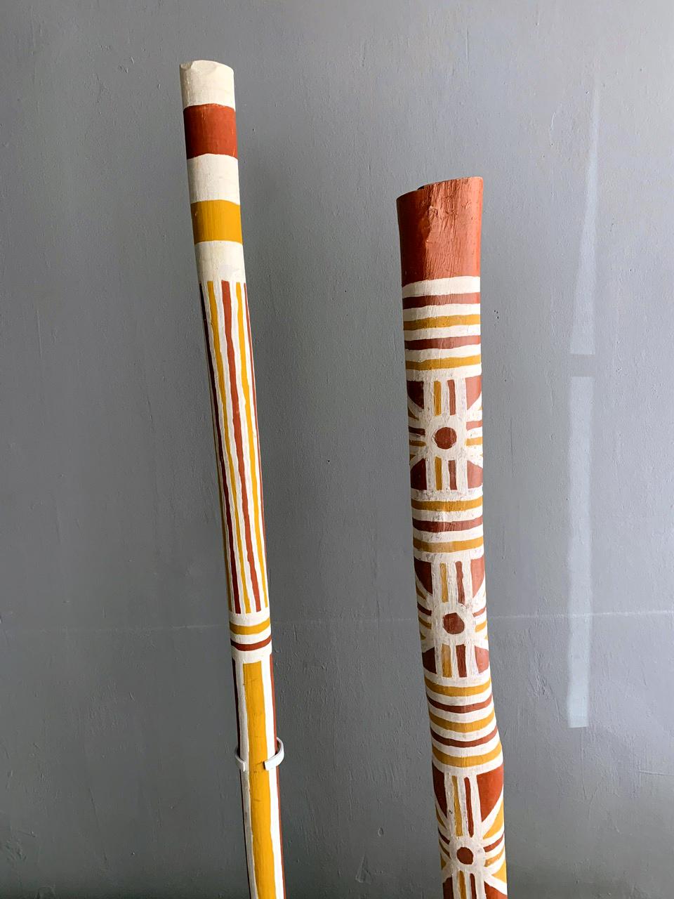 Australian Aboriginal Painted TOTEM Pole from Elcho Island In Good Condition In Atlanta, GA