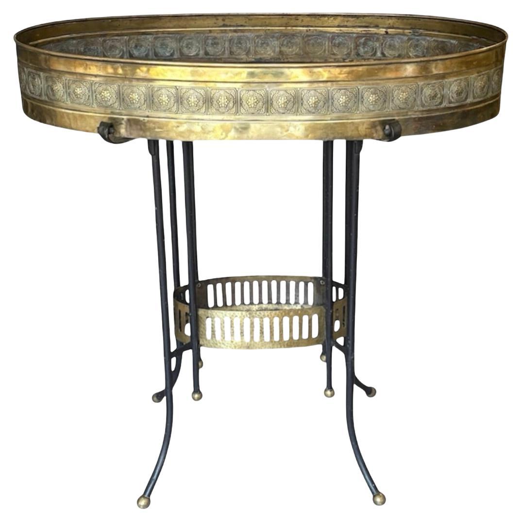 Jardinière autrichienne en laiton de style Sécession C.C. 1910