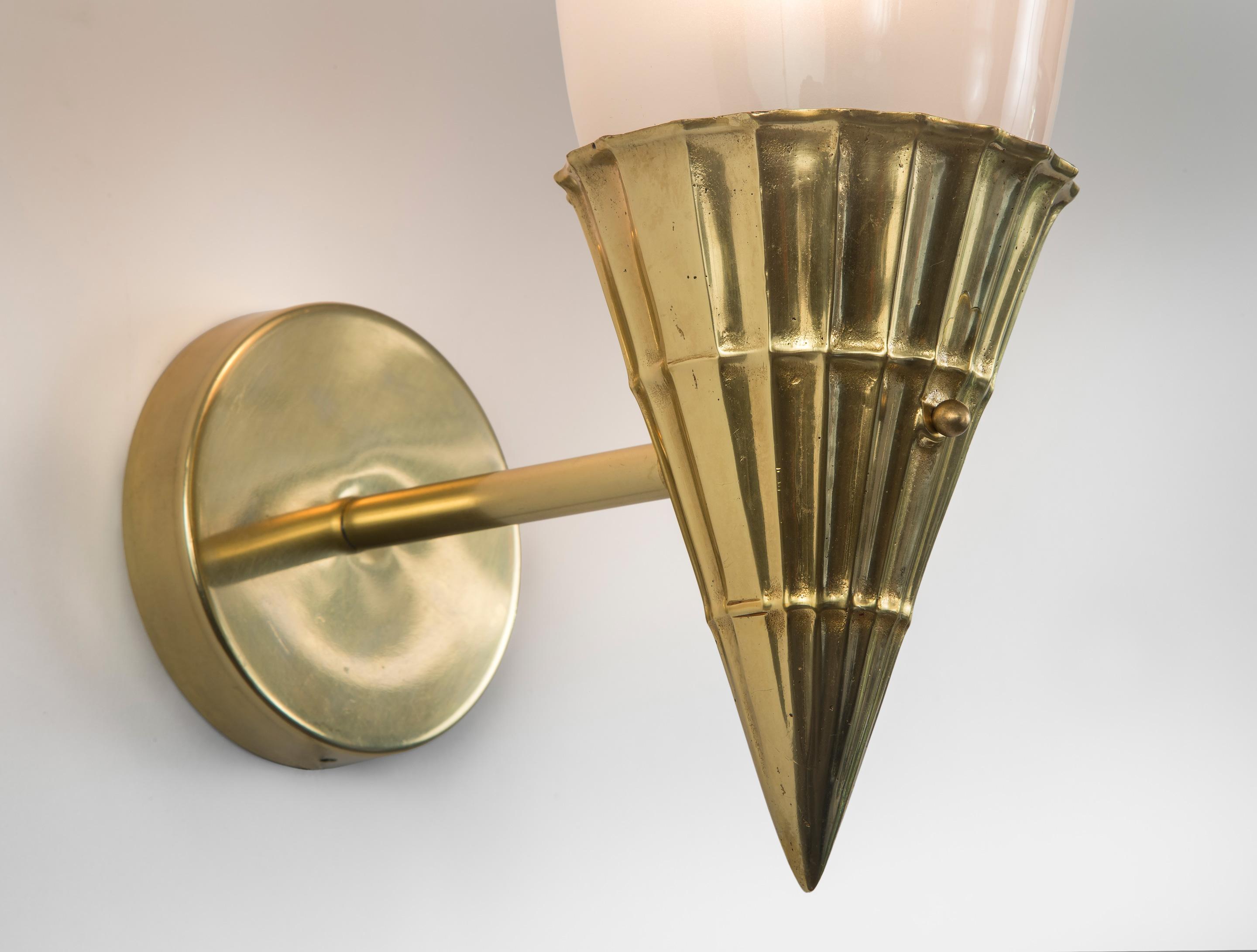 Early 20th Century Austrian Glass and Brass Sconce For Sale