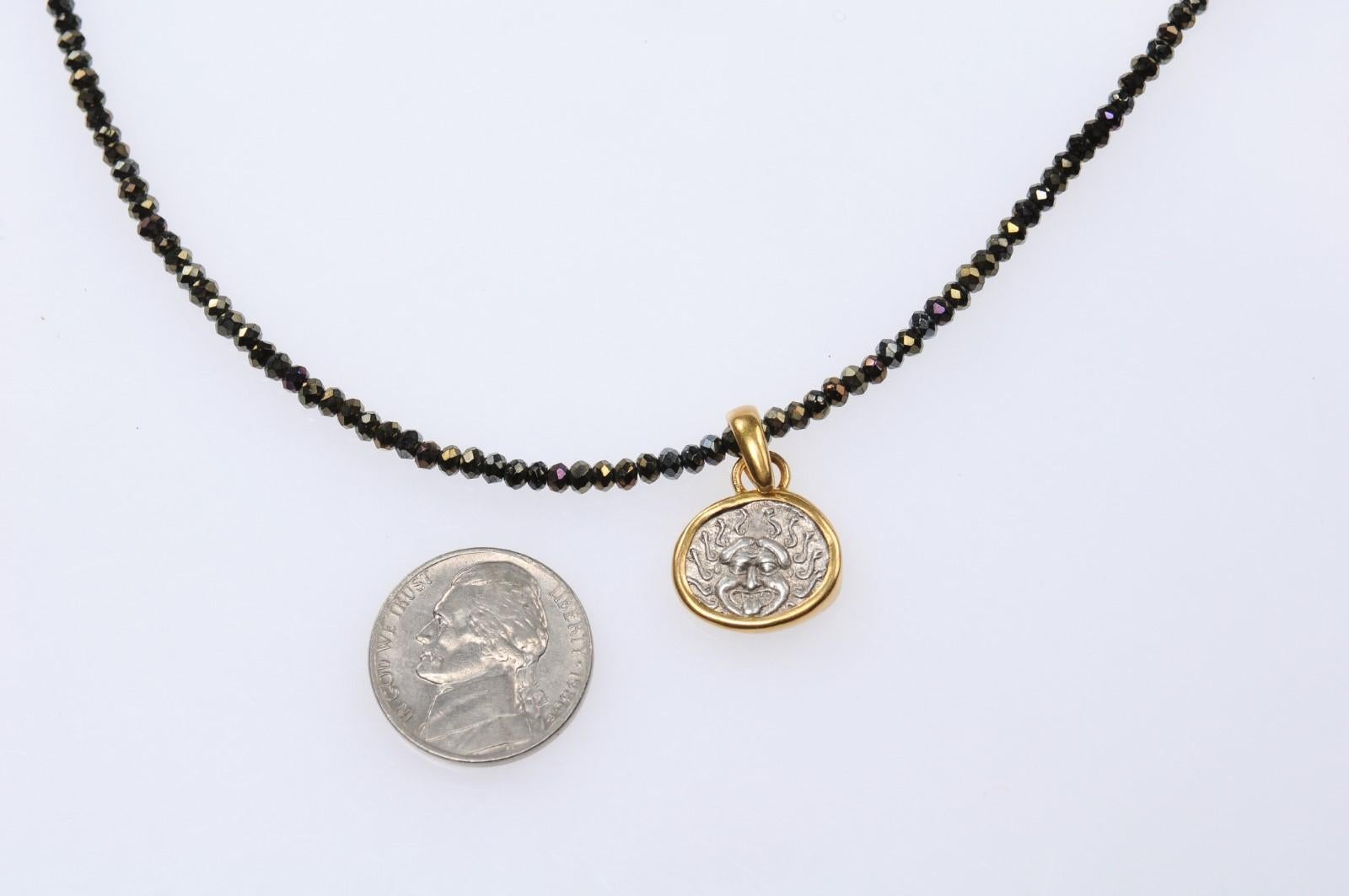 Authentique pièce de monnaie grecque Apollonia Pontika AR Drachm & Pendentif personnalisé en or 22 carats Bon état - En vente à Atlanta, GA