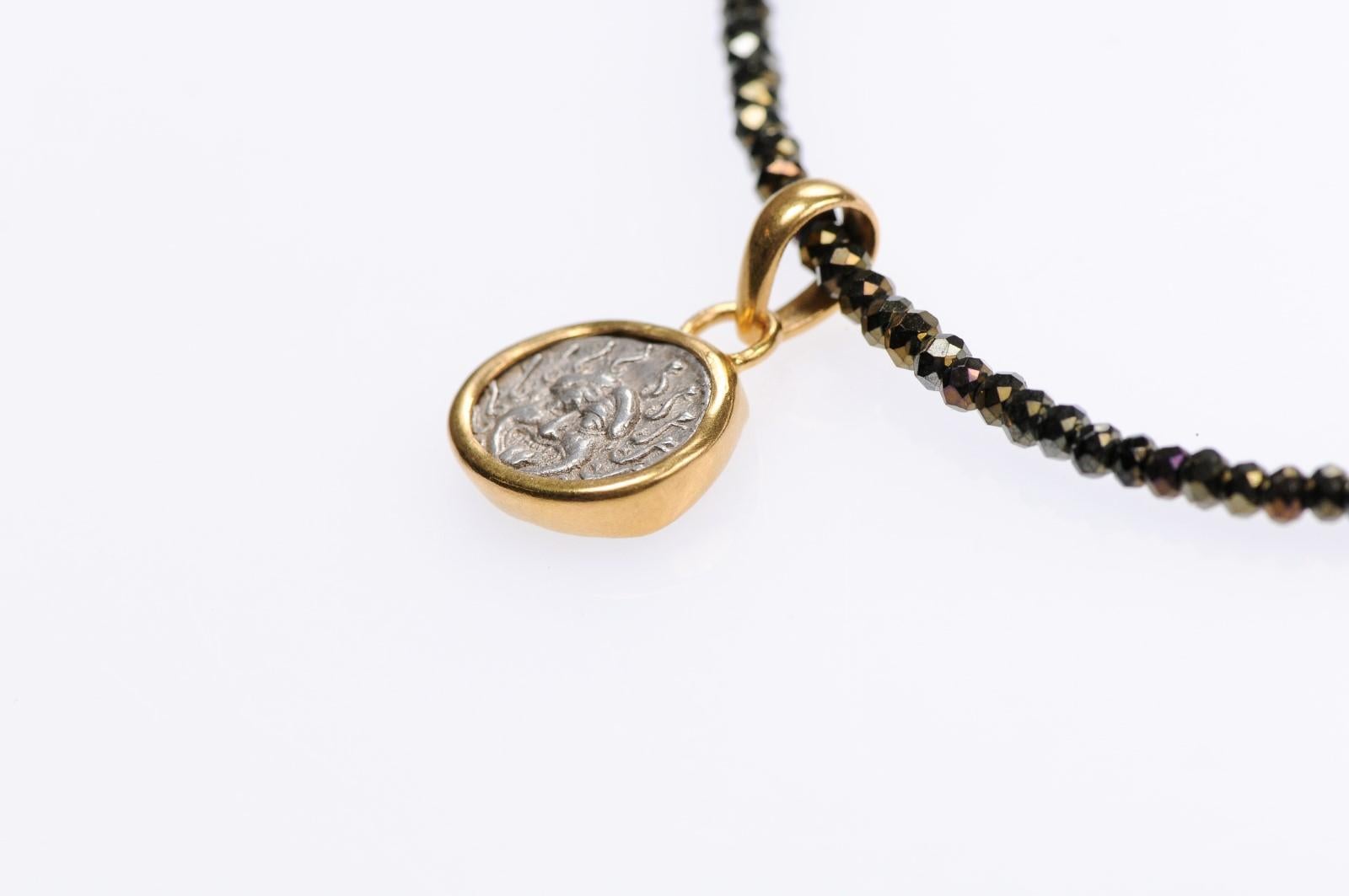 Or Authentique pièce de monnaie grecque Apollonia Pontika AR Drachm & Pendentif personnalisé en or 22 carats en vente