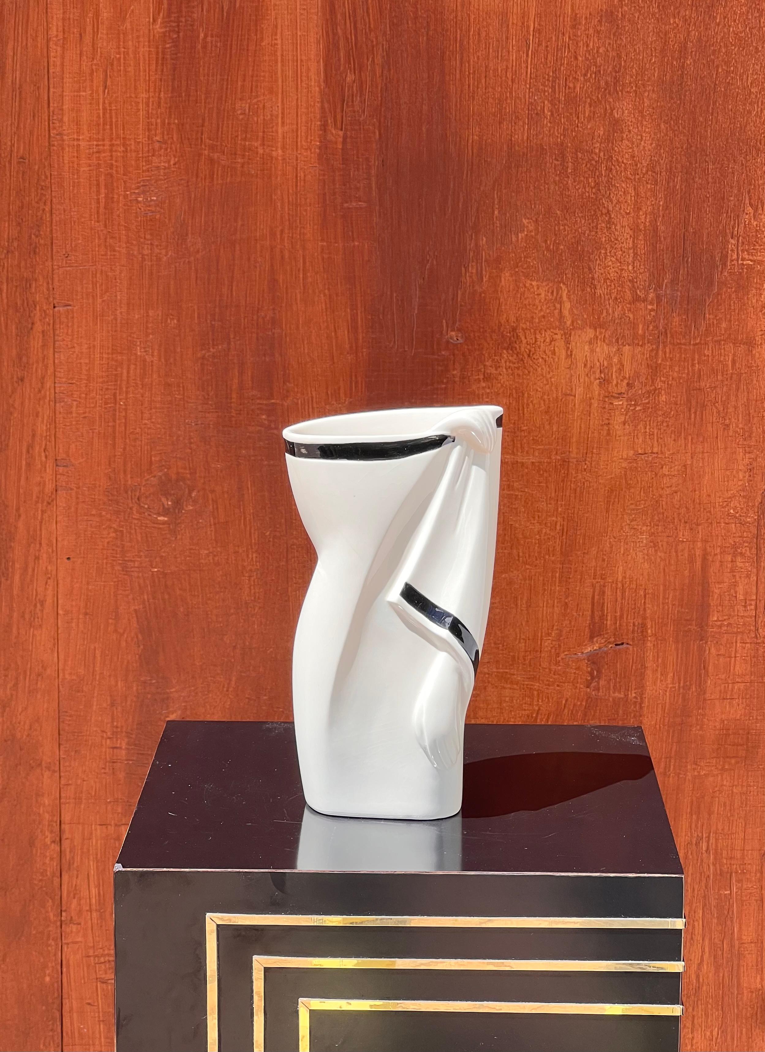 Post-Modern An authentic postmodern vase by Lindsey B., 1983 For Sale