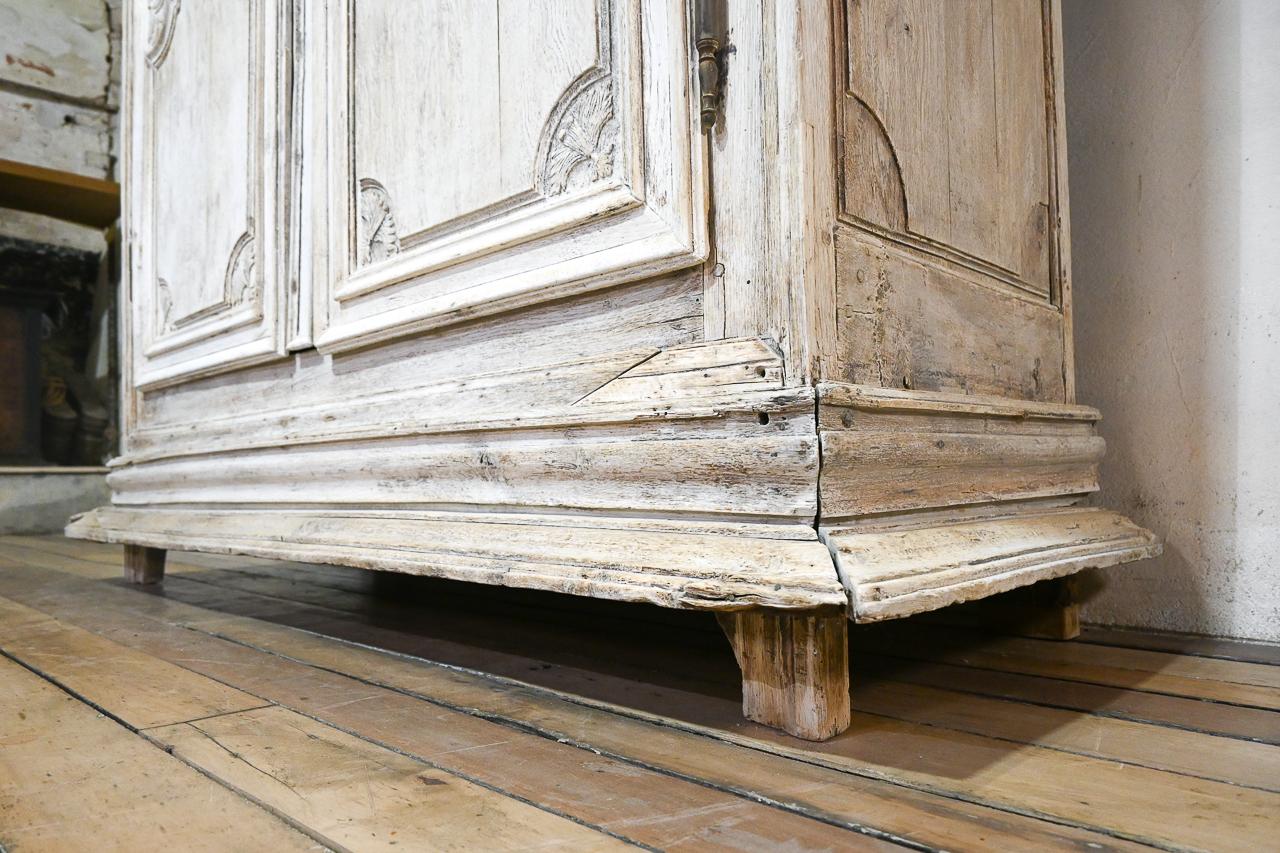Early 18th Century French Louis XIV Bleached Oak Armoire, Wardrobe 6