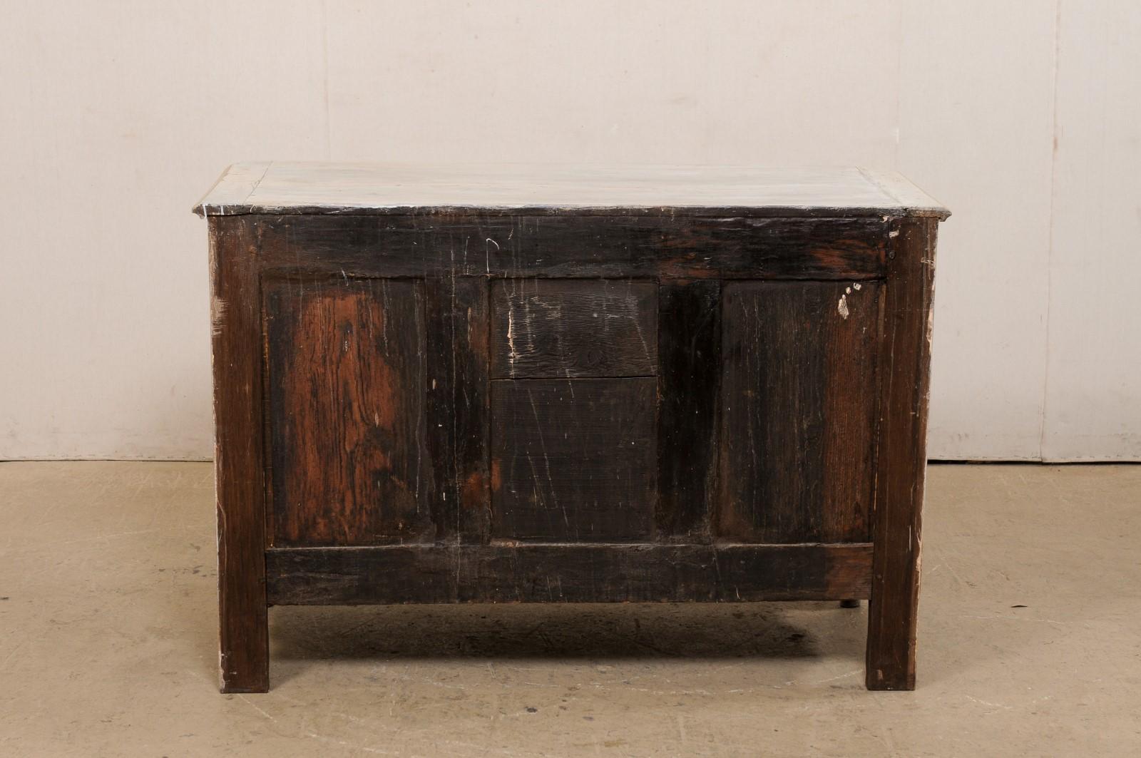 Early 19th C. French 2-Door Buffet Console with Beautiful Pierce-Carved Skirt For Sale 3