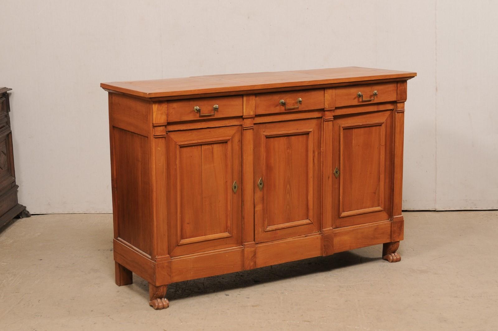 Early 19th C. French Wooden Credenza on Paw Feet For Sale 2