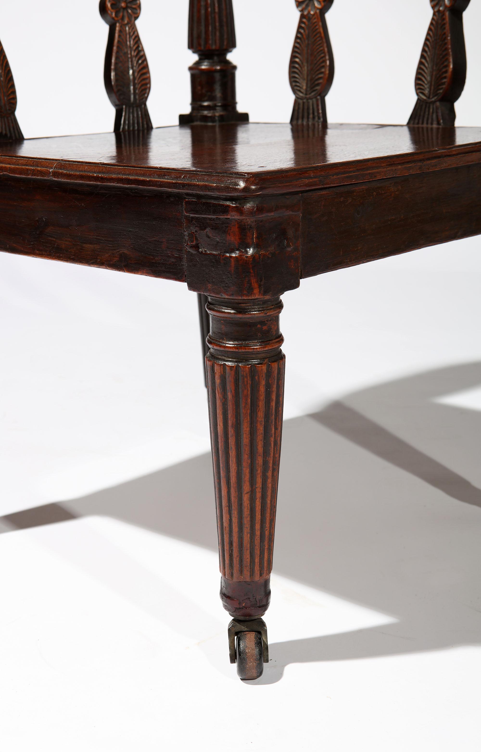 Early 19th Century Anglo Indian Corner Chair in Colonial Hardwood In Good Condition In London, GB