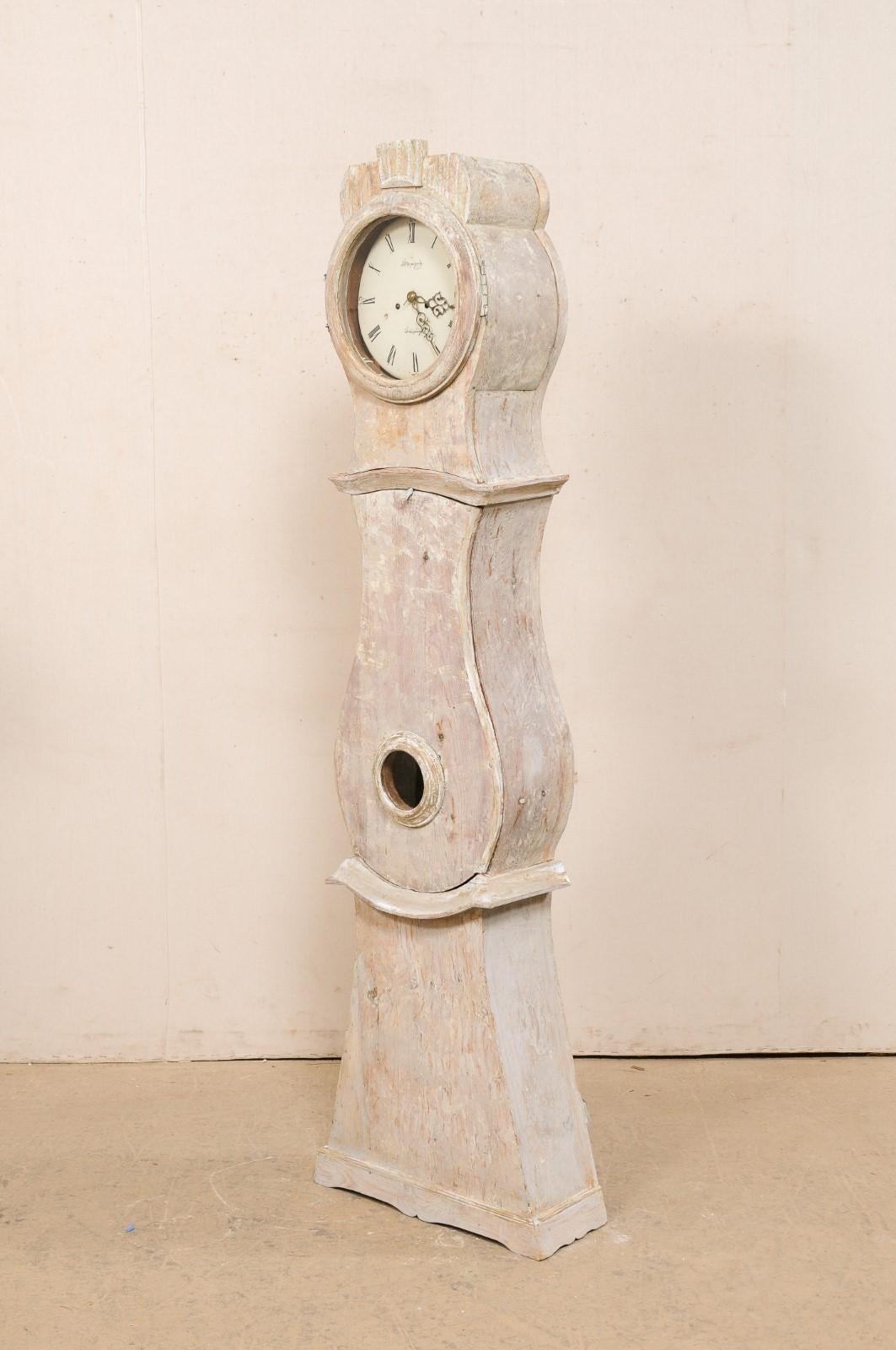 Early 19th Century Carved Wood Grandfather Floor Clock from Central Sweden 8